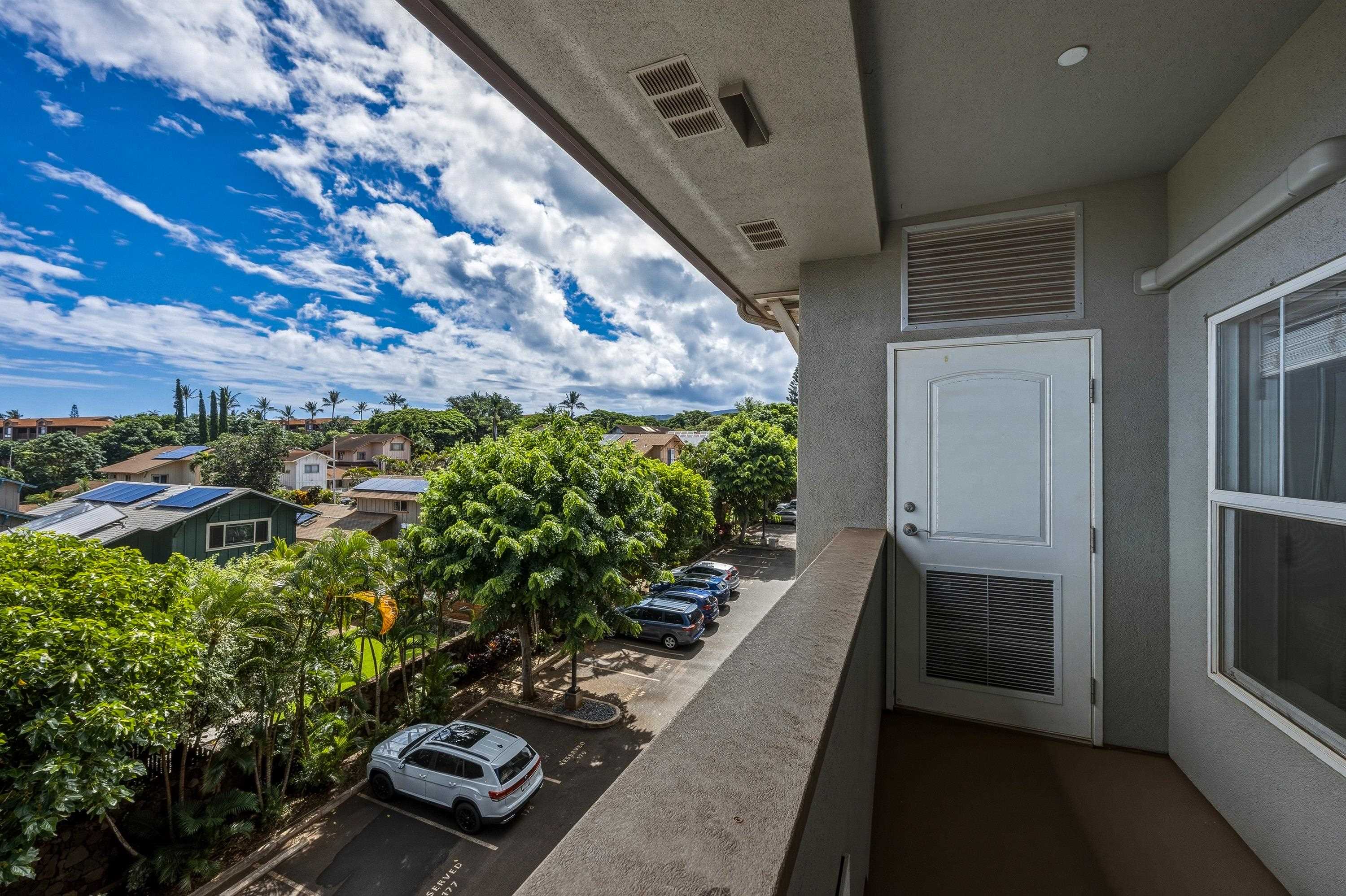 The Breakers condo # E32, Lahaina, Hawaii - photo 17 of 40