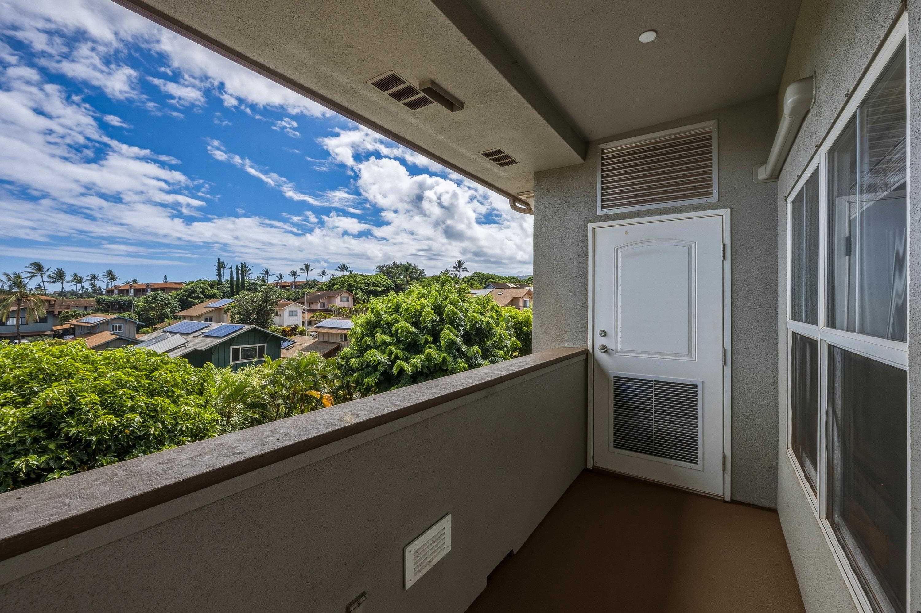 The Breakers condo # E32, Lahaina, Hawaii - photo 18 of 40