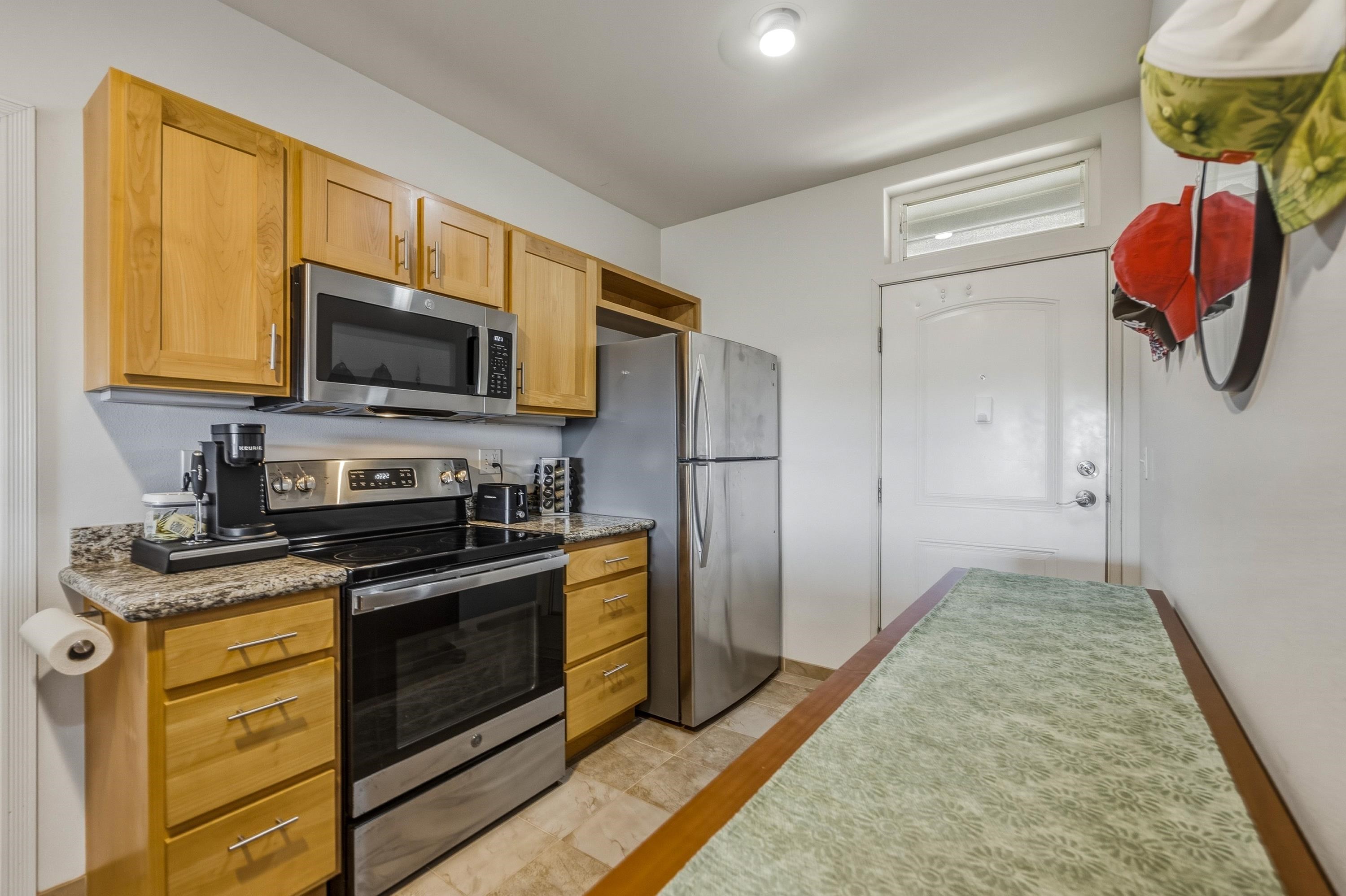 The Breakers condo # E32, Lahaina, Hawaii - photo 9 of 40