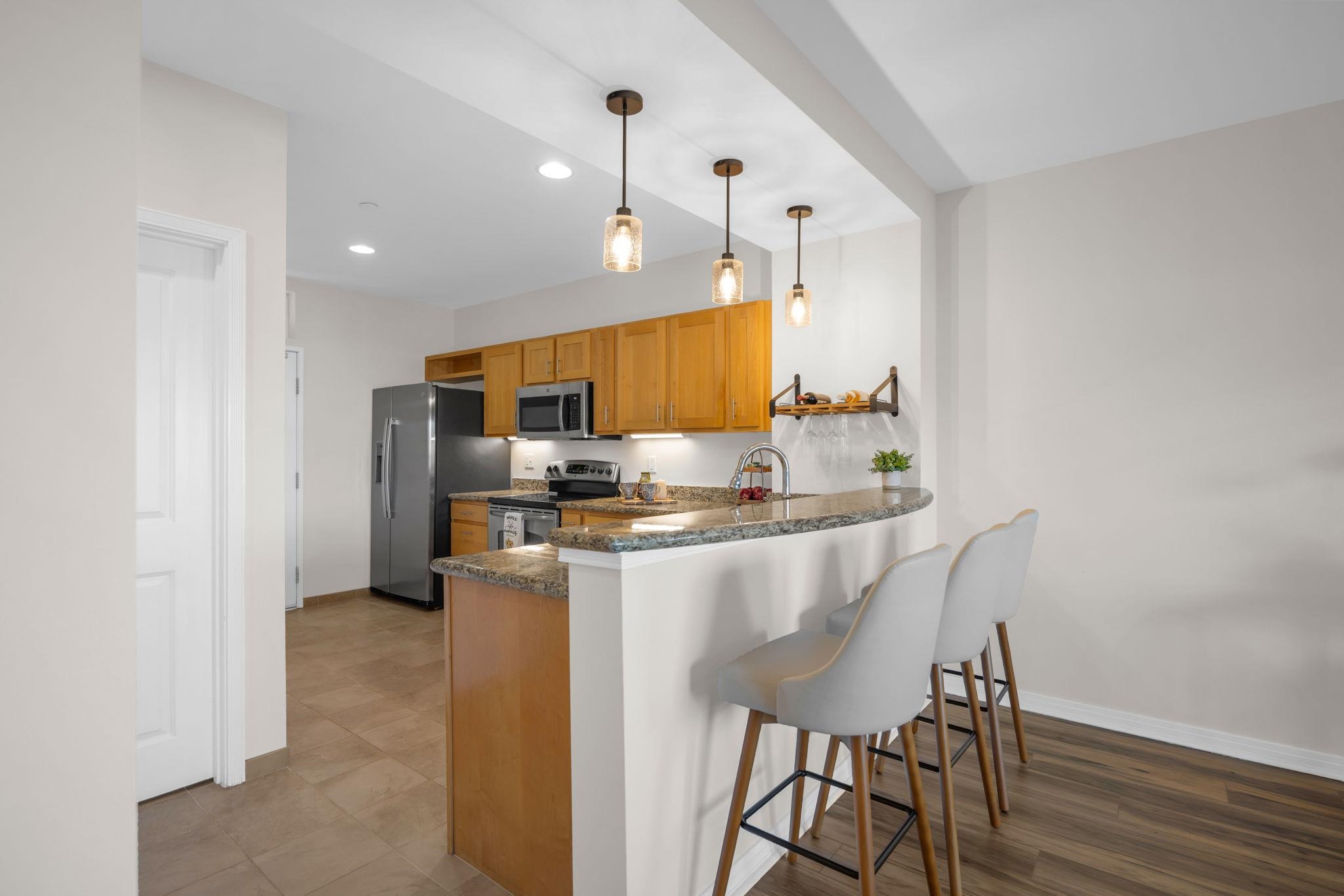 The Breakers condo # E-33, Lahaina, Hawaii - photo 9 of 35