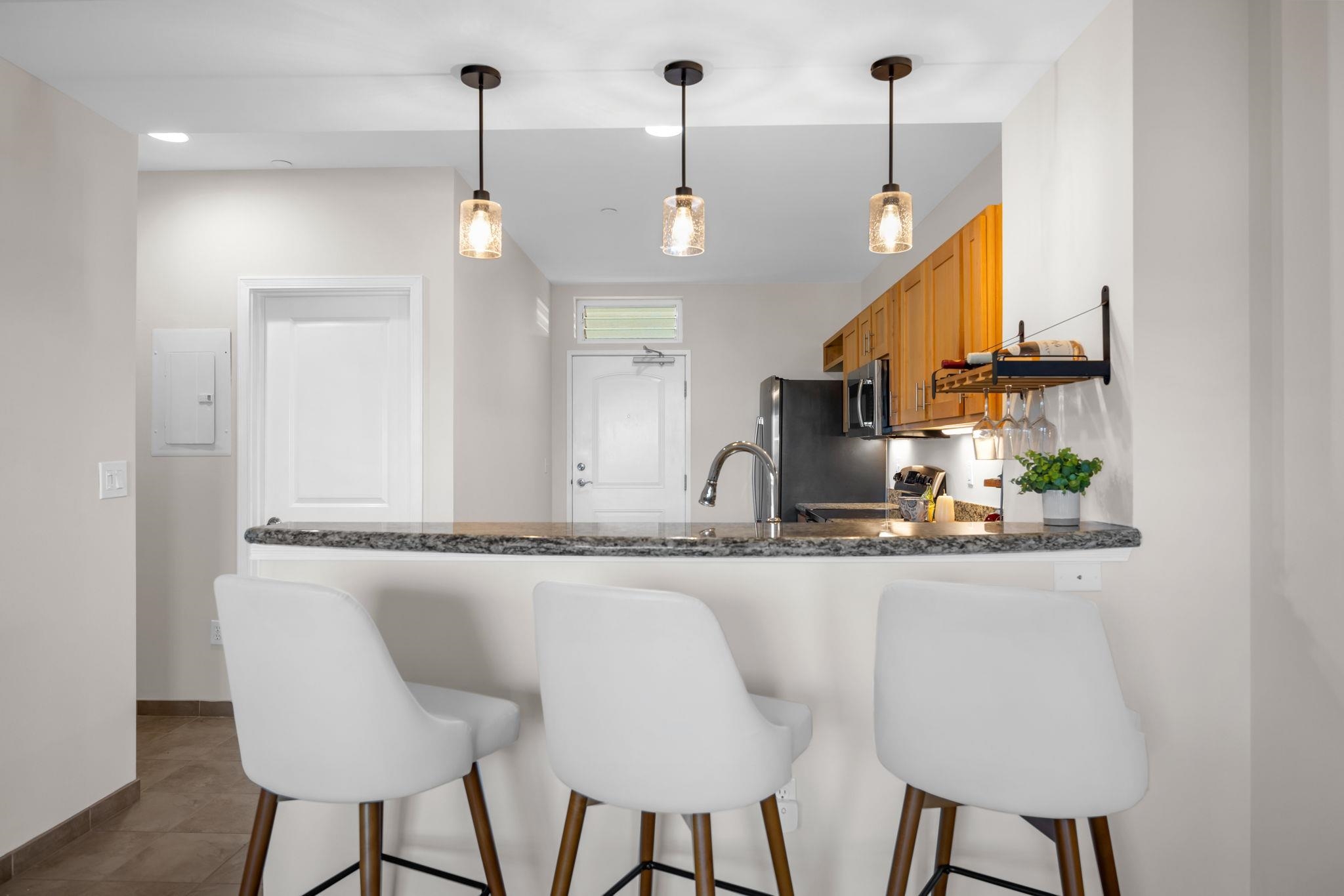 The Breakers condo # E-33, Lahaina, Hawaii - photo 15 of 35