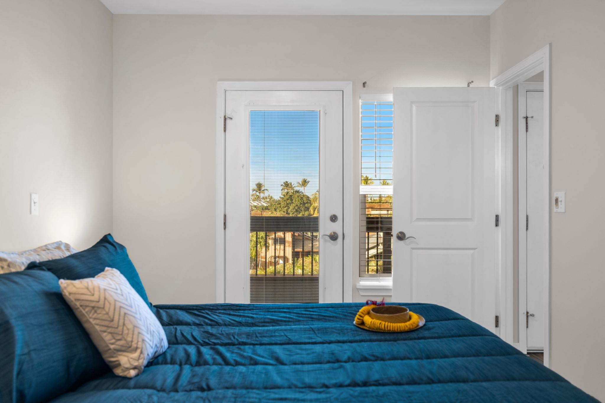 The Breakers condo # E-33, Lahaina, Hawaii - photo 21 of 36