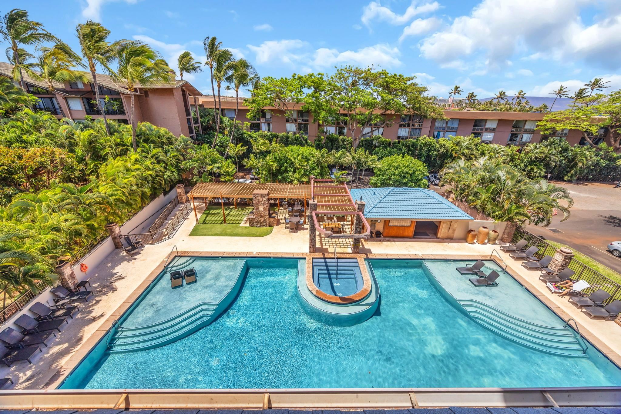The Breakers condo # E-33, Lahaina, Hawaii - photo 33 of 35