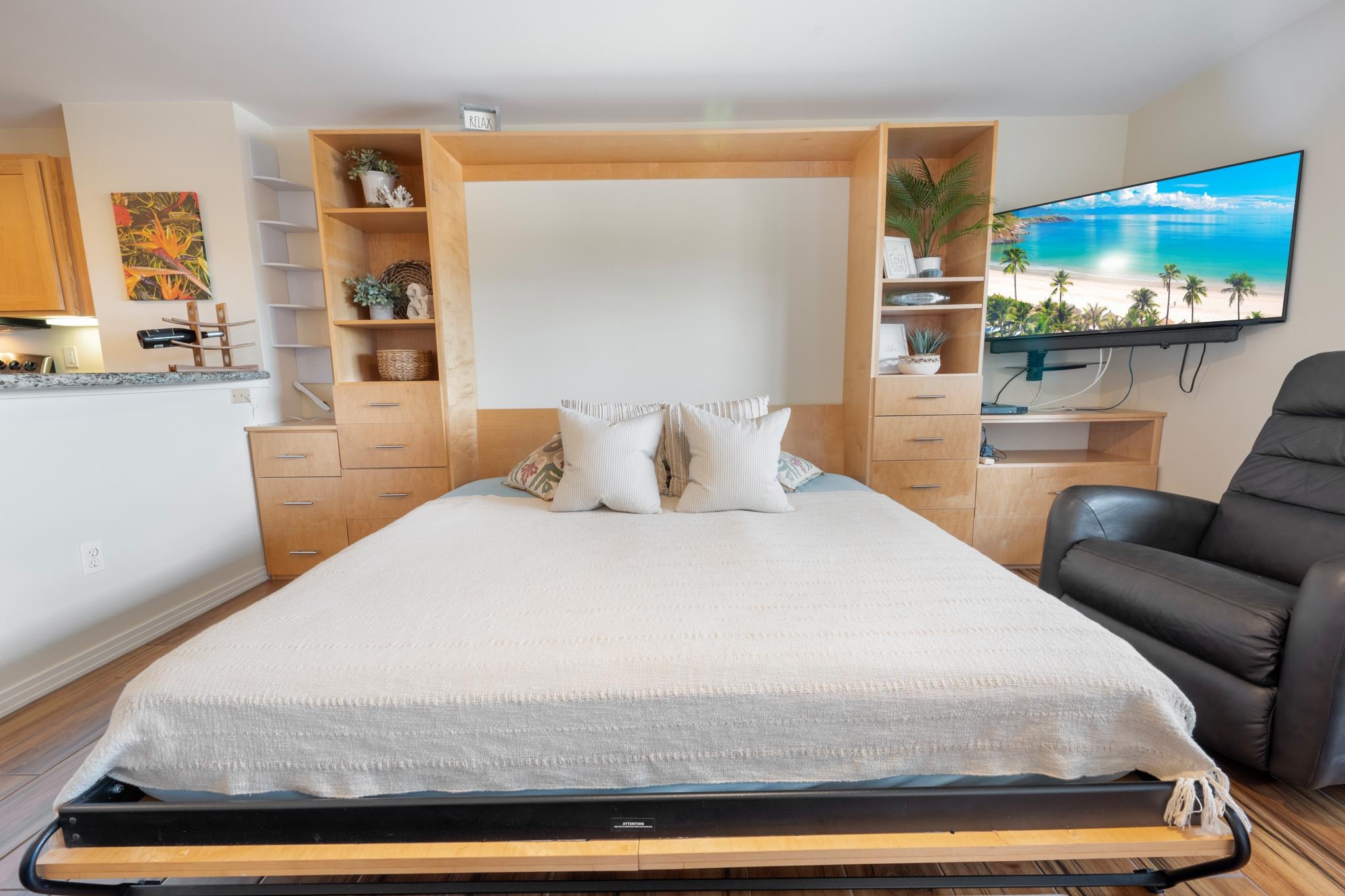 The Breakers condo # E41, Lahaina, Hawaii - photo 12 of 42