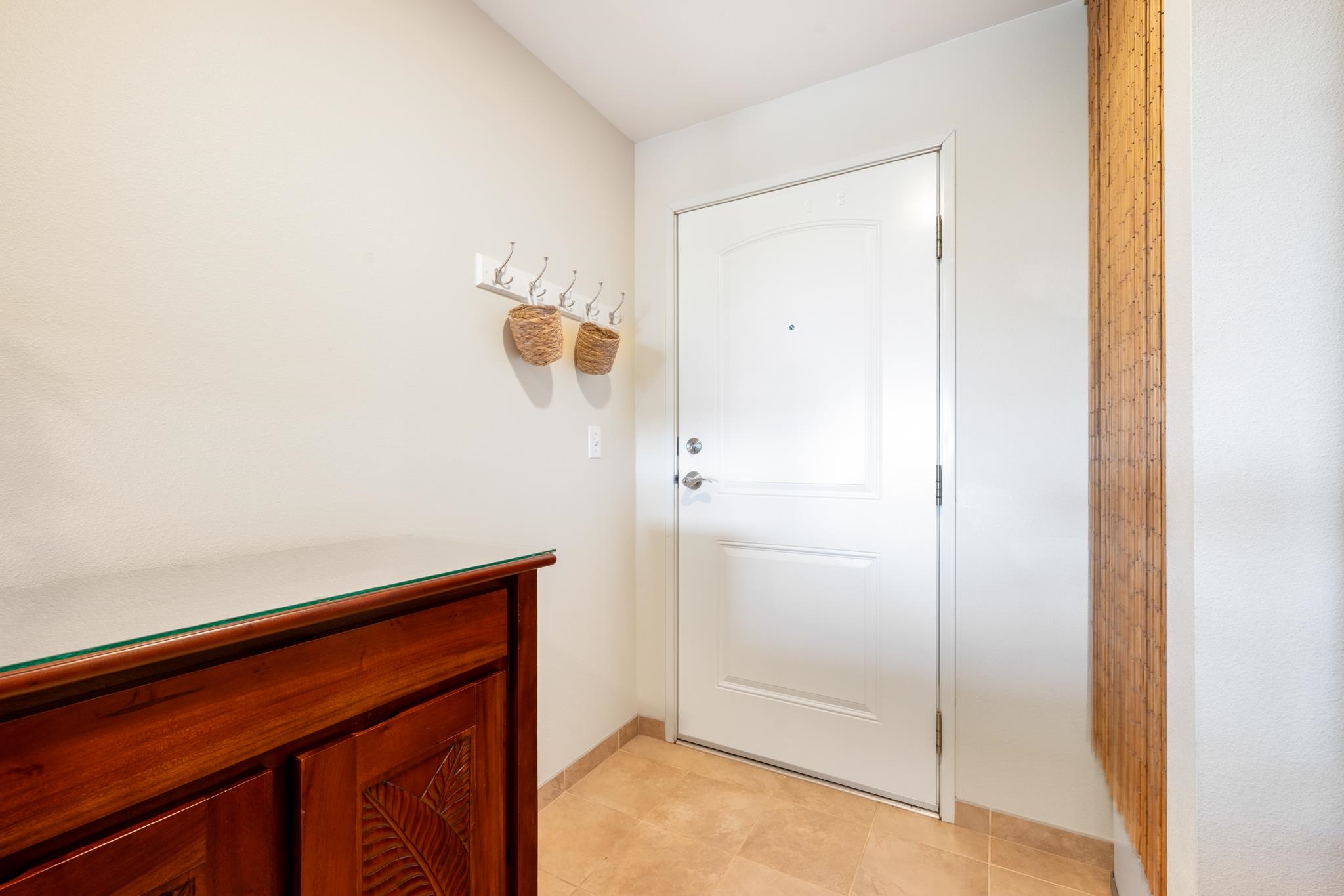 The Breakers condo # E41, Lahaina, Hawaii - photo 16 of 42