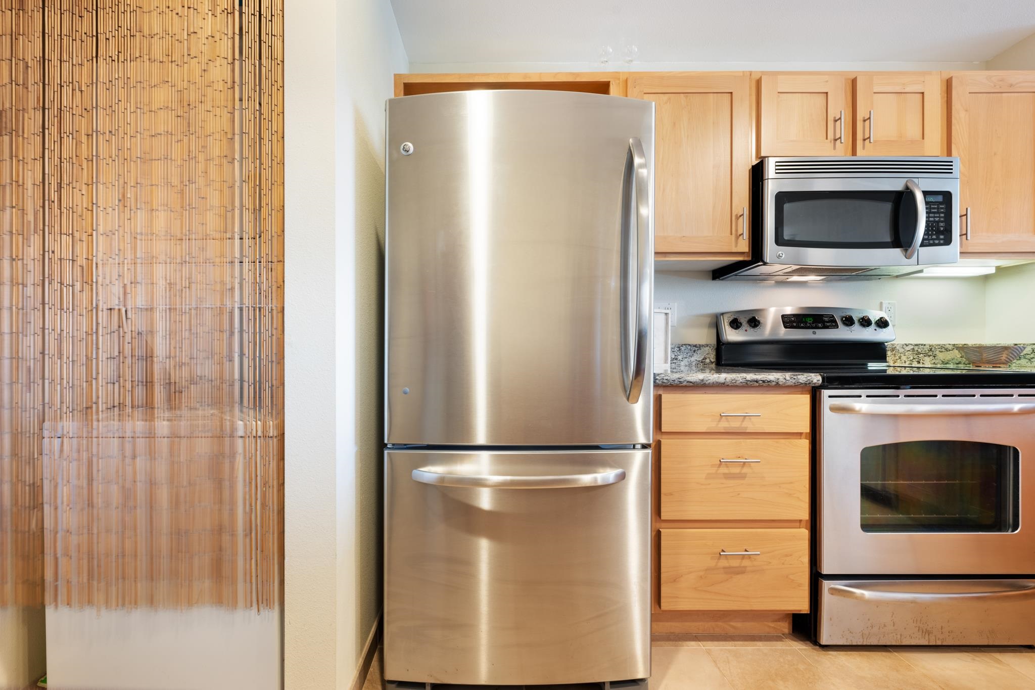 The Breakers condo # E41, Lahaina, Hawaii - photo 17 of 39