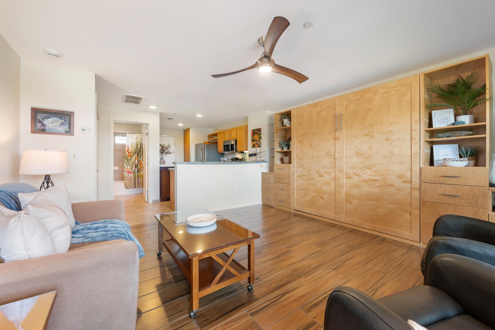 The Breakers condo # E41, Lahaina, Hawaii - photo 3 of 39