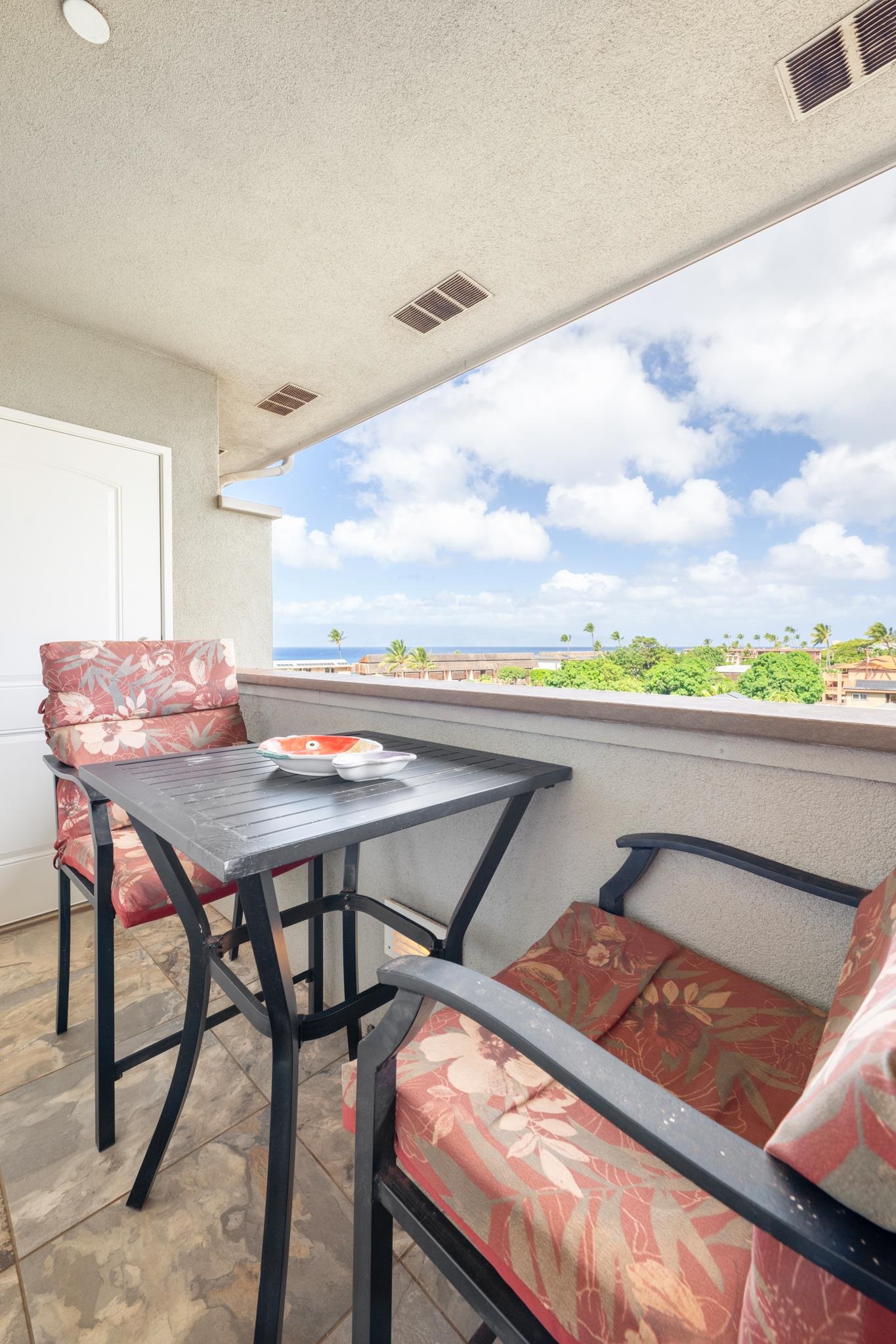 The Breakers condo # E41, Lahaina, Hawaii - photo 29 of 42