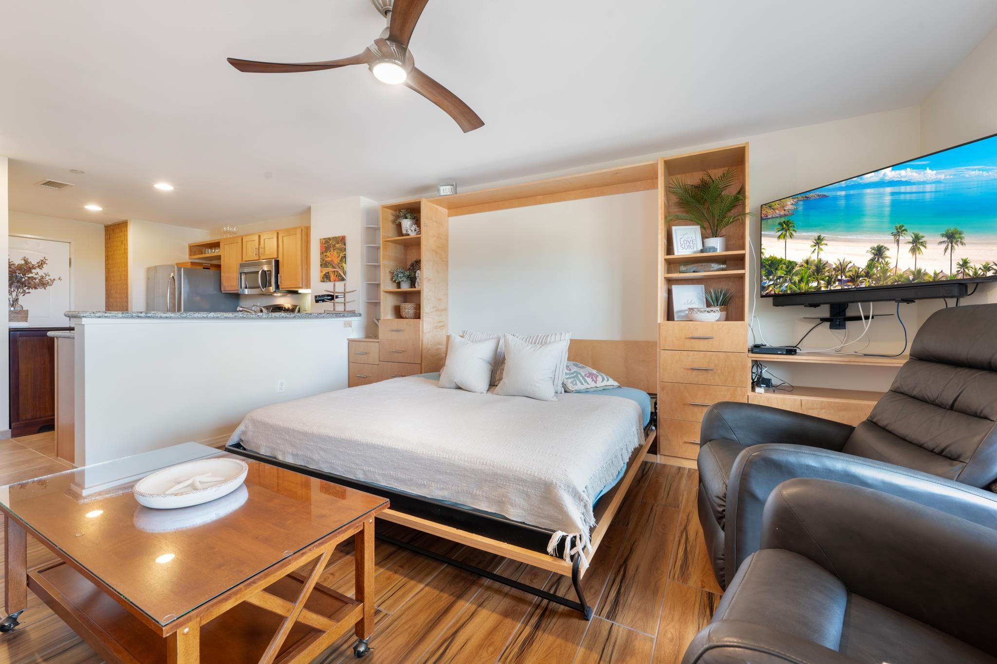 The Breakers condo # E41, Lahaina, Hawaii - photo 10 of 39