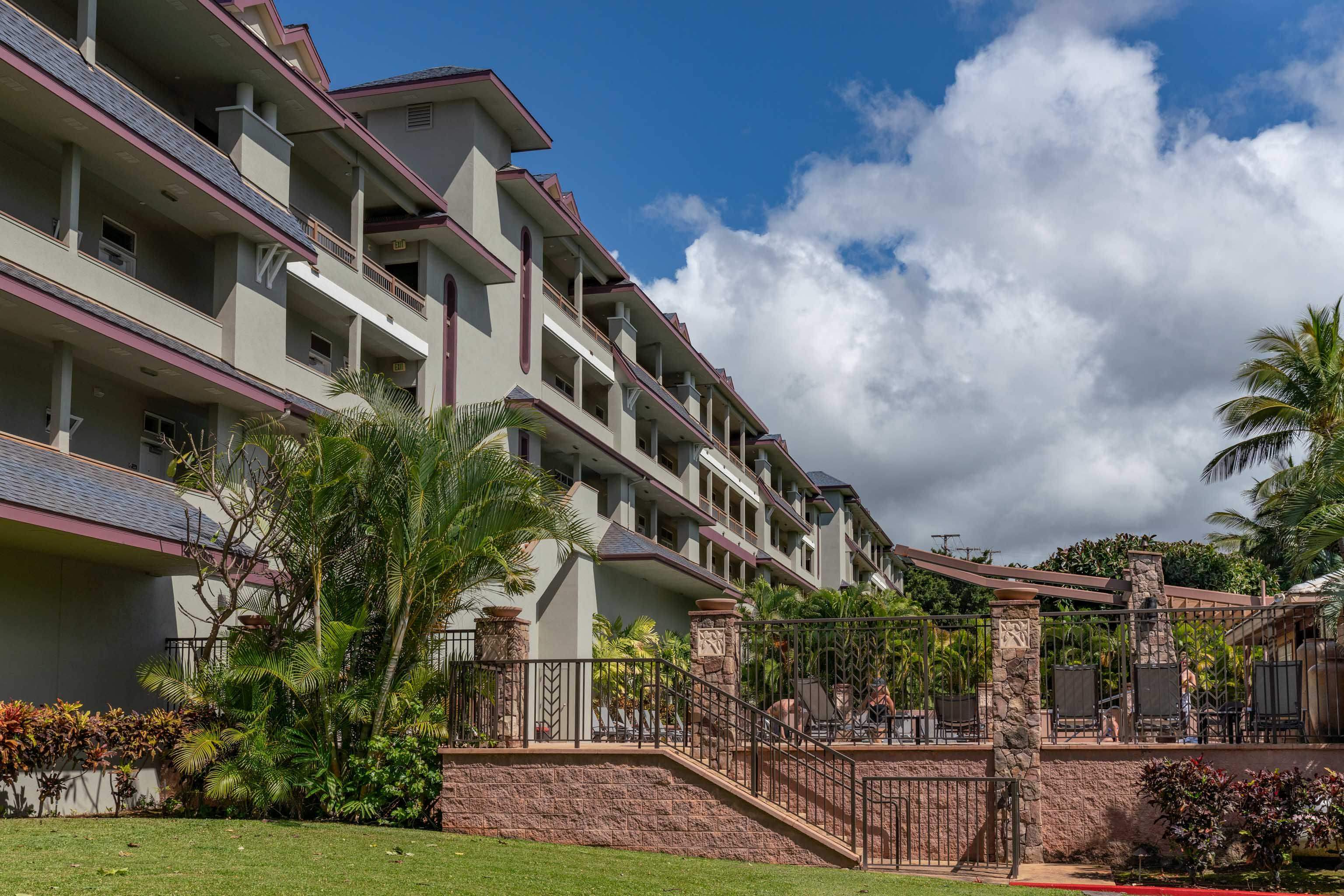 The Breakers condo # E43, Lahaina, Hawaii - photo 33 of 40