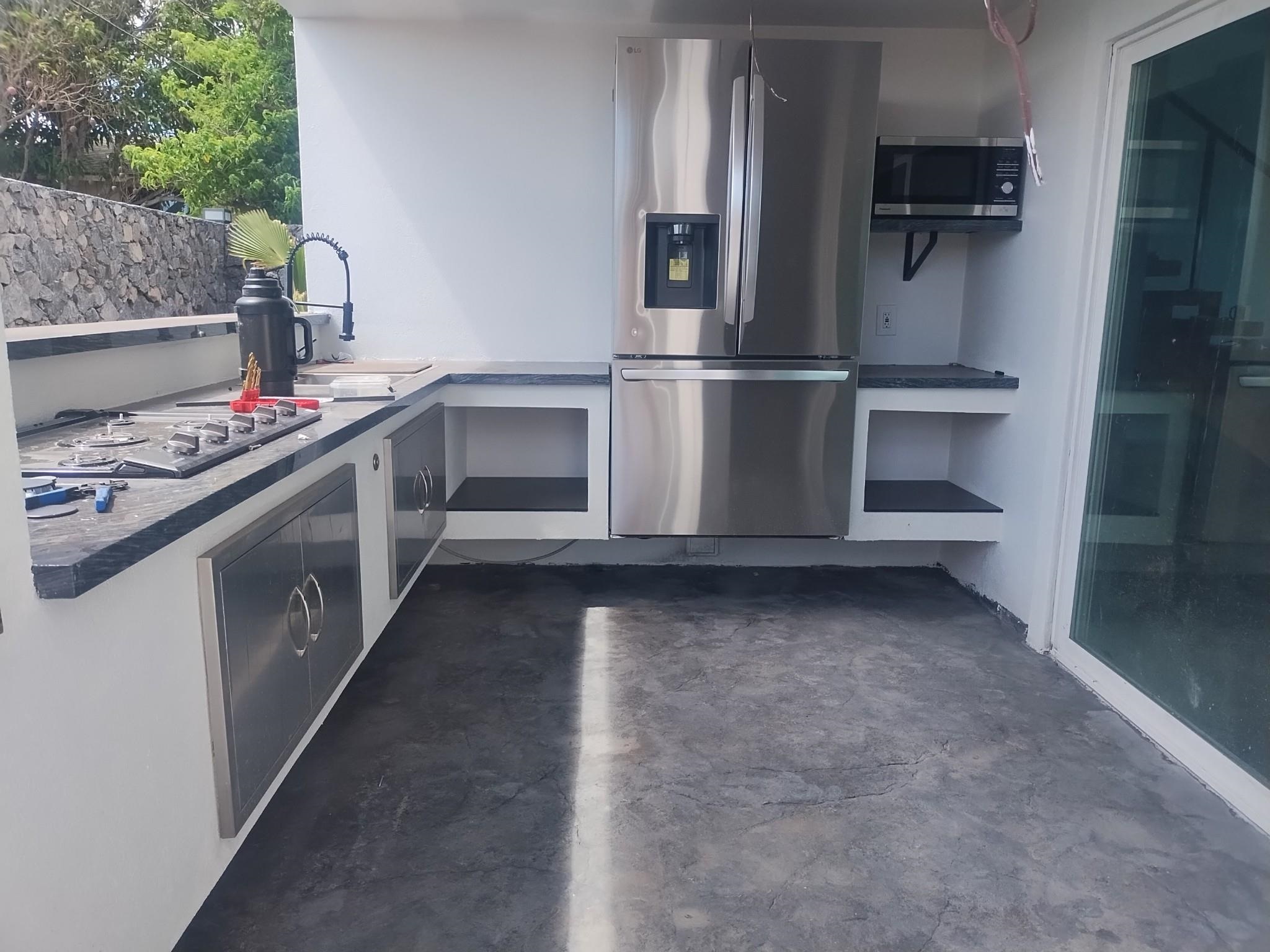 371  Lono Ave , Kahului home - photo 9 of 12