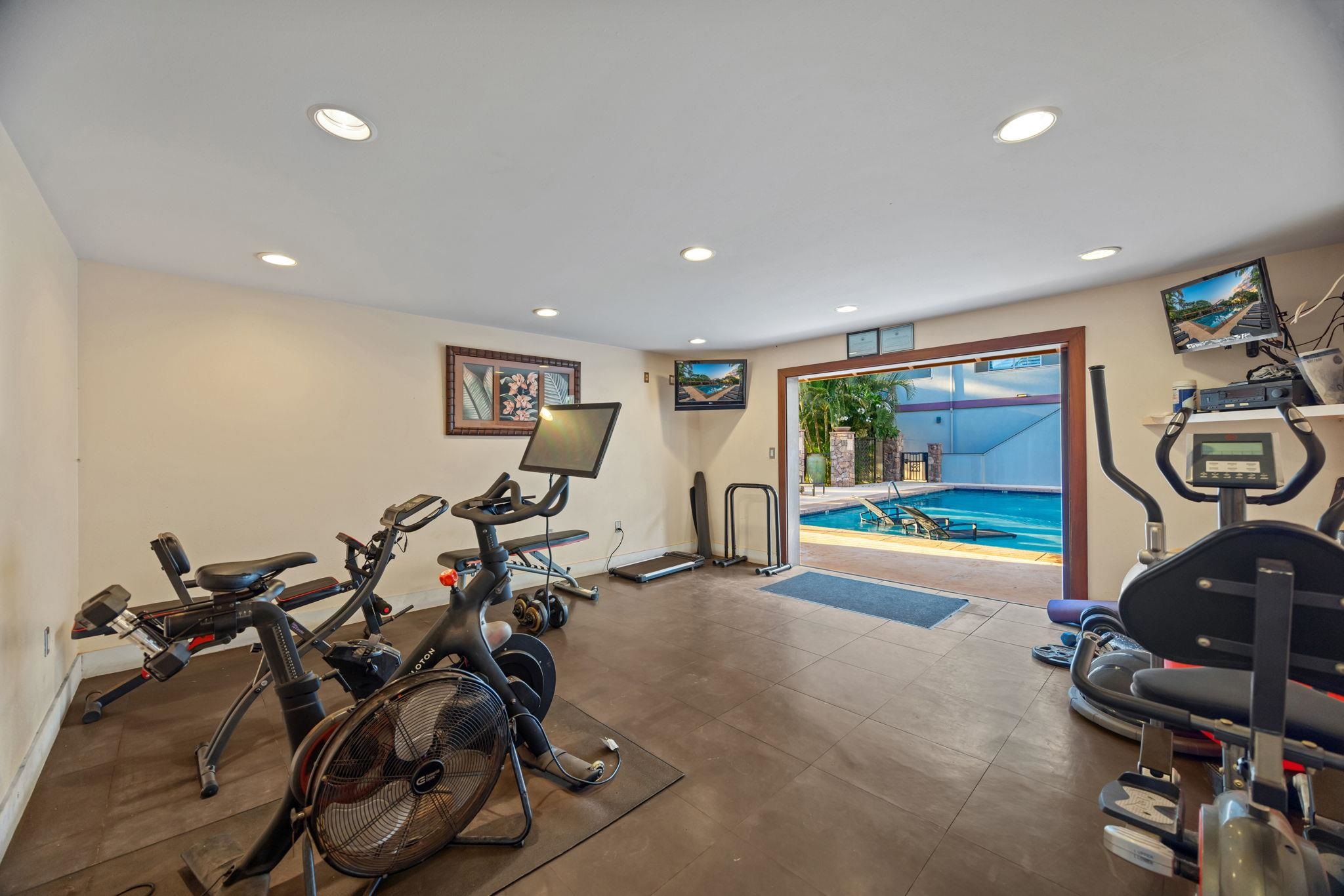 The Breakers condo # F40, Lahaina, Hawaii - photo 41 of 49