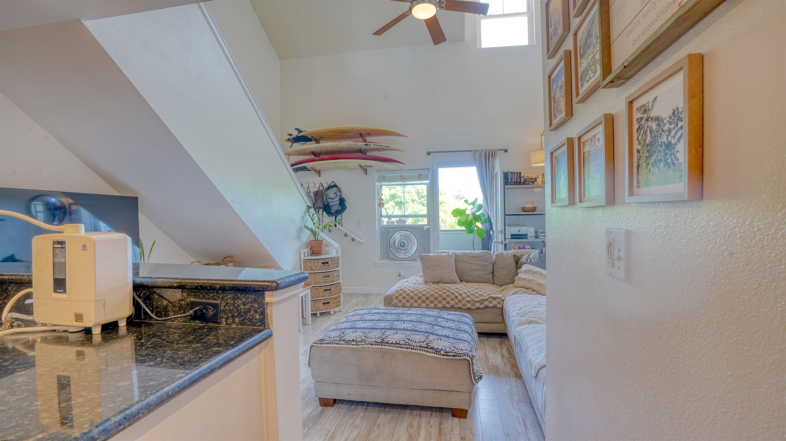 The Breakers condo # F44, Lahaina, Hawaii - photo 7 of 41