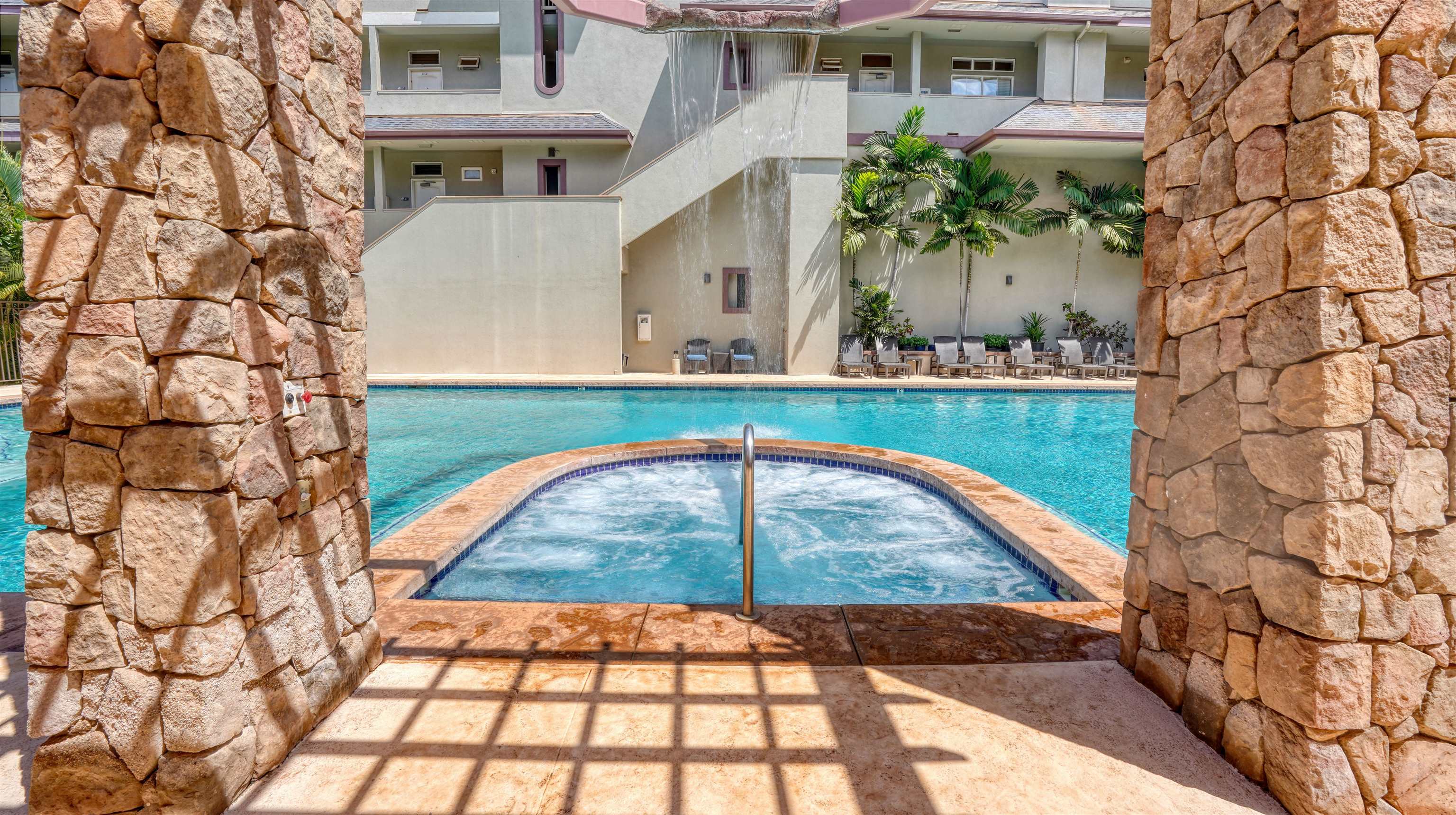 The Breakers condo # F44, Lahaina, Hawaii - photo 31 of 39