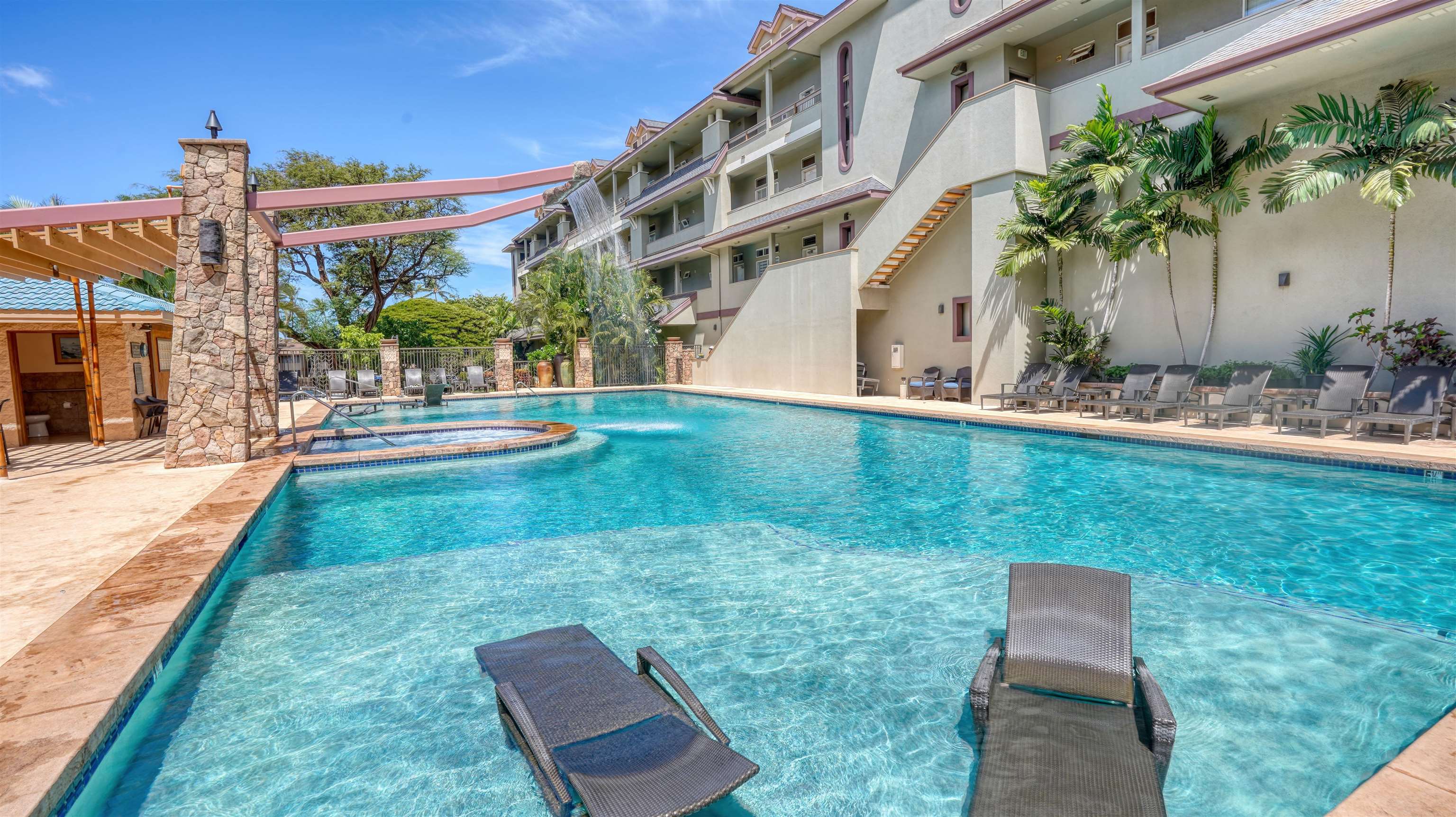 The Breakers condo # F44, Lahaina, Hawaii - photo 34 of 39