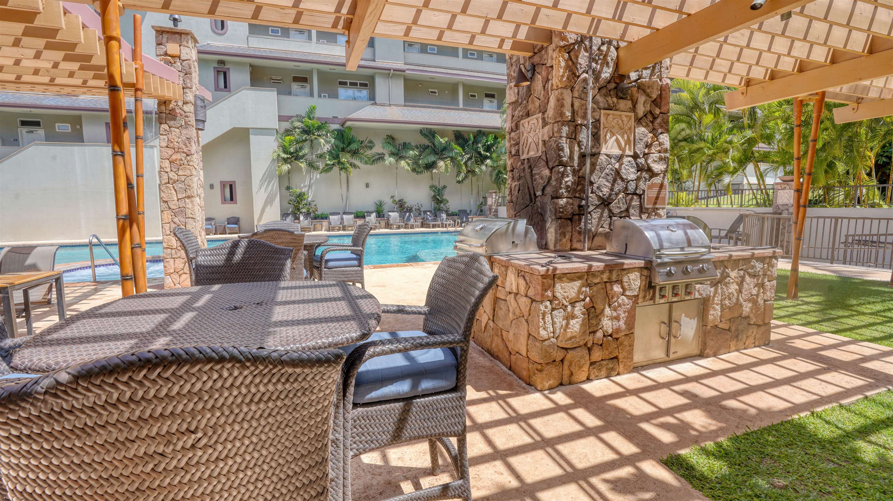 The Breakers condo # F44, Lahaina, Hawaii - photo 35 of 39