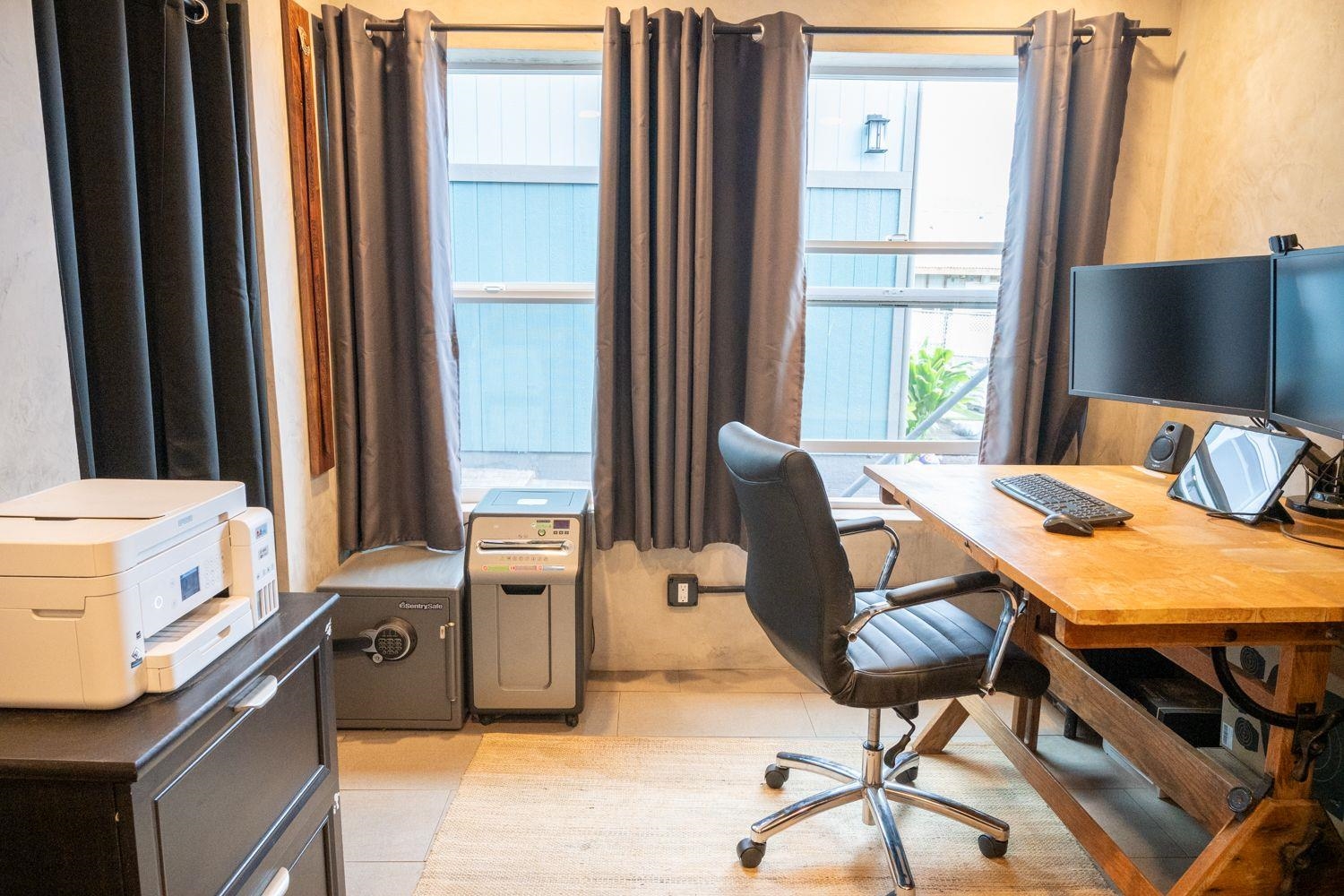 372  Market St Happy Valley, Wailuku home - photo 17 of 36