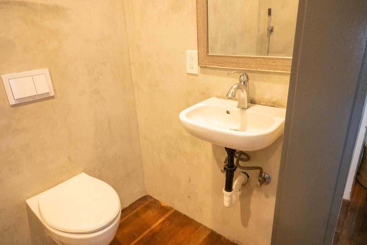 372  Market St Happy Valley, Wailuku home - photo 18 of 36