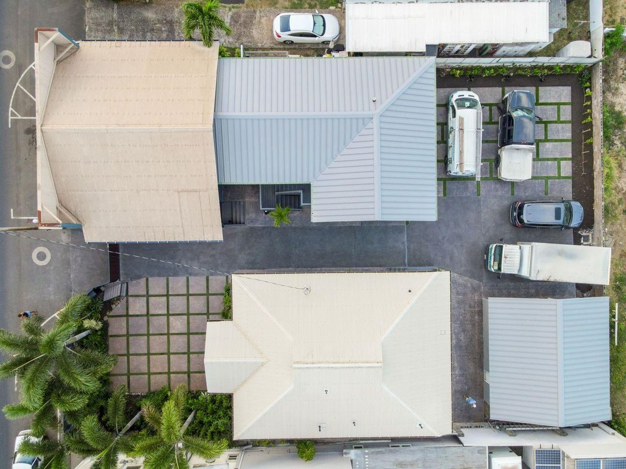 372  Market St Happy Valley, Wailuku home - photo 5 of 36