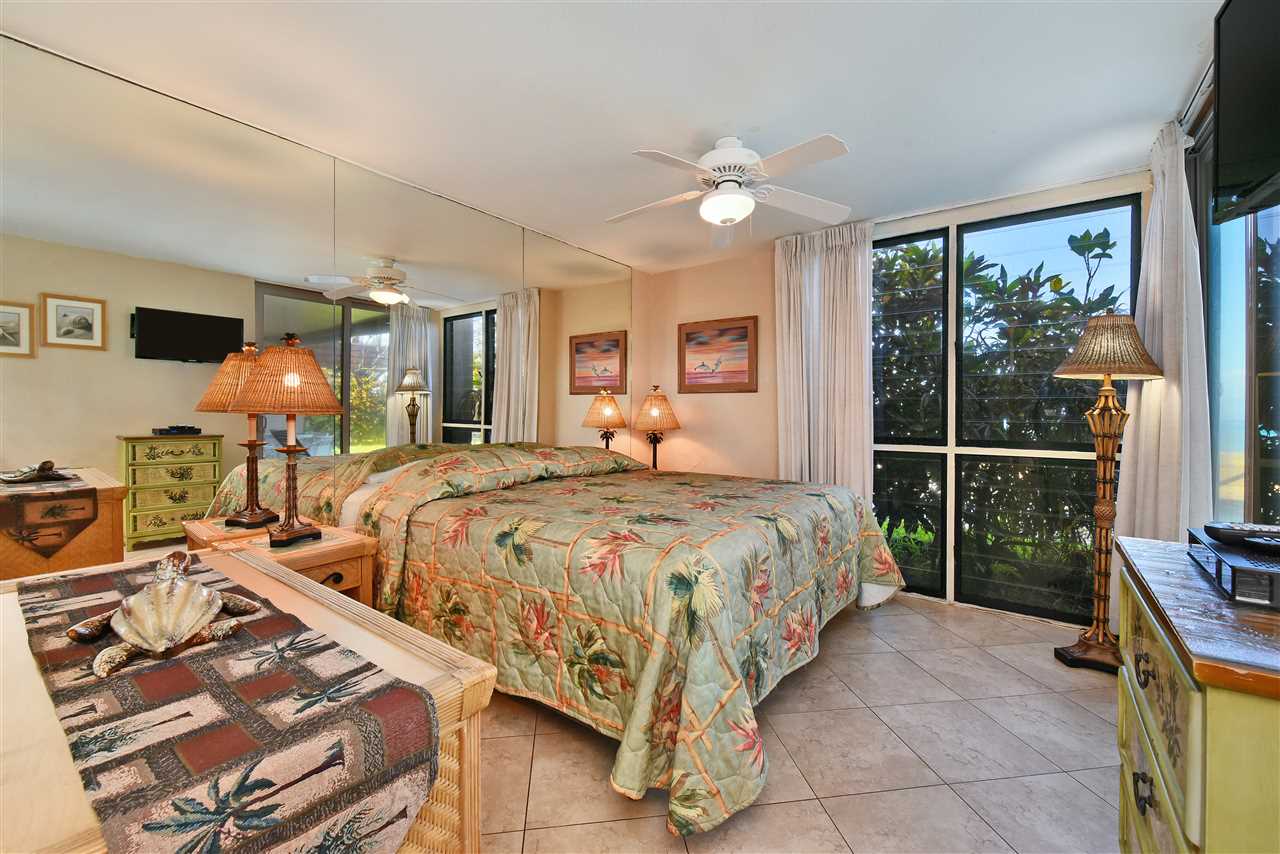 Nohonani condo # 100, Lahaina, Hawaii - photo 13 of 32