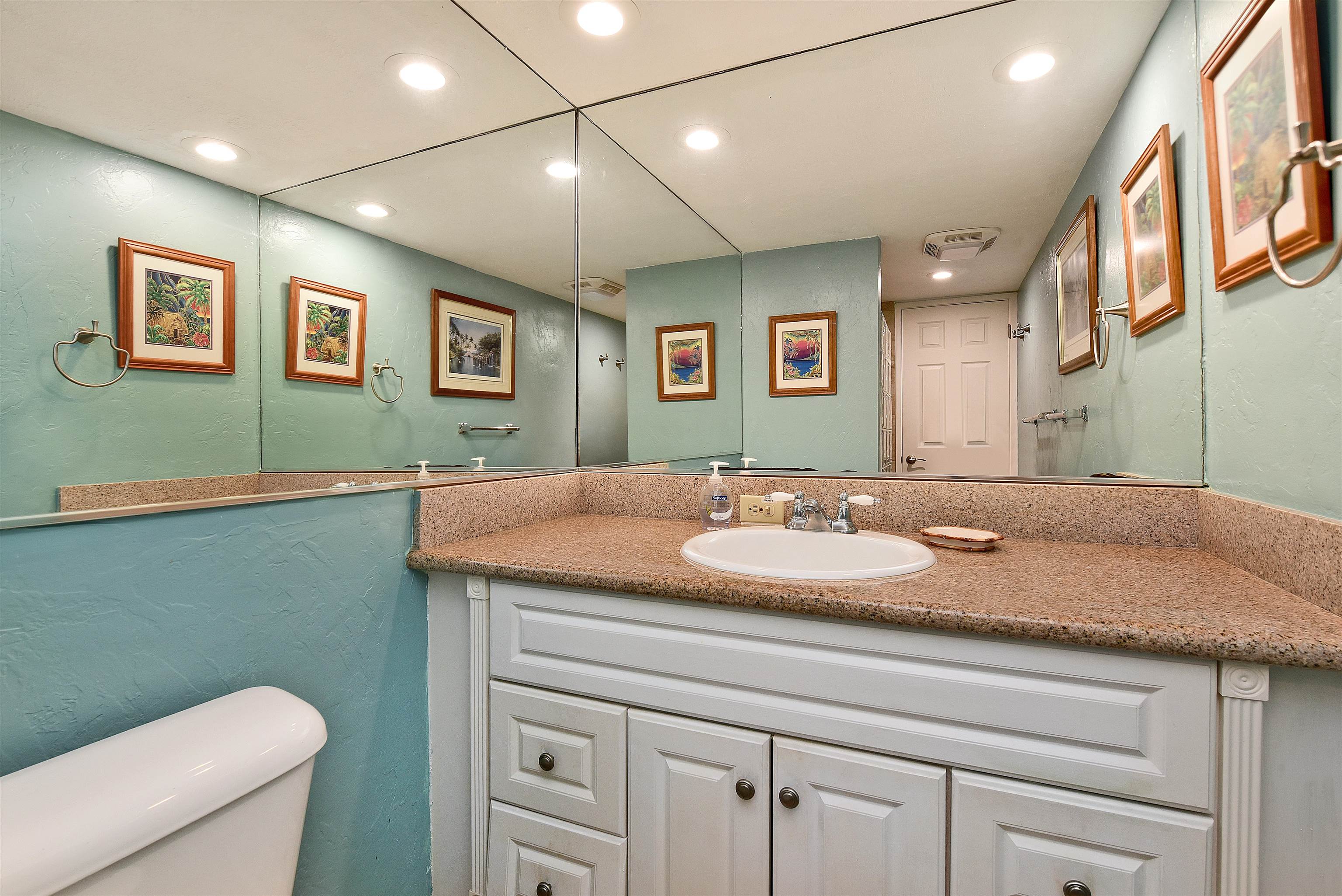 Nohonani condo # 100, Lahaina, Hawaii - photo 13 of 25