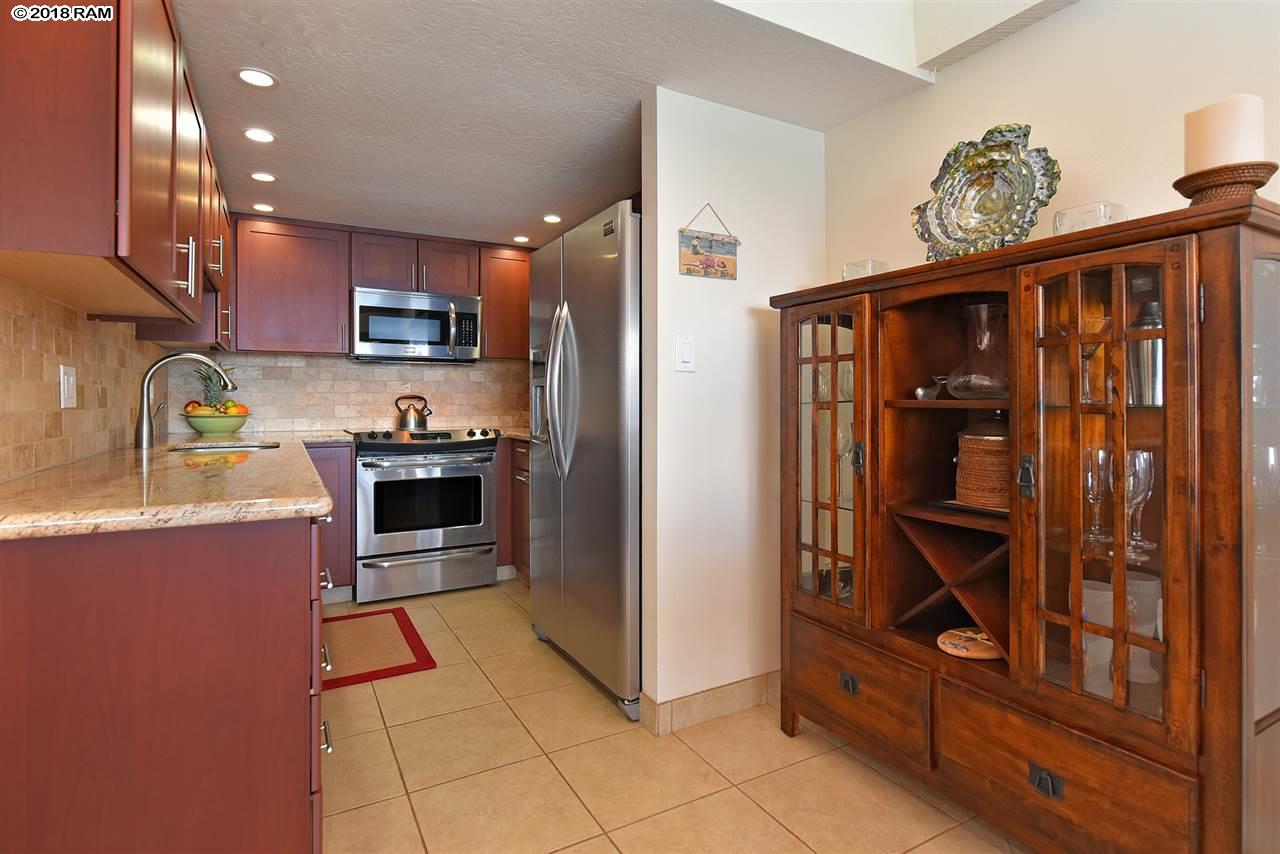 Nohonani condo # 401, Lahaina, Hawaii - photo 6 of 30