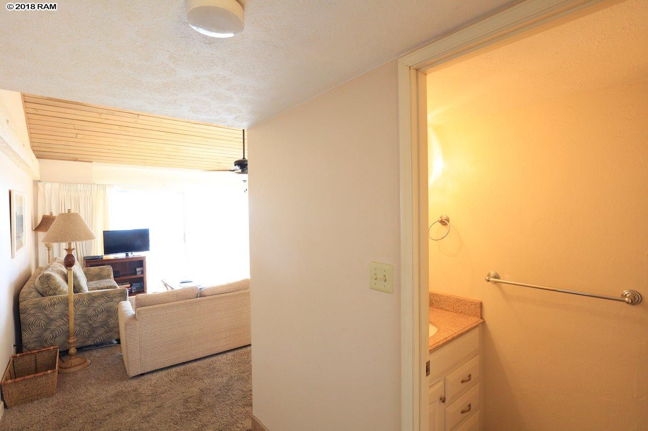 Nohonani condo # 405, Lahaina, Hawaii - photo 22 of 24