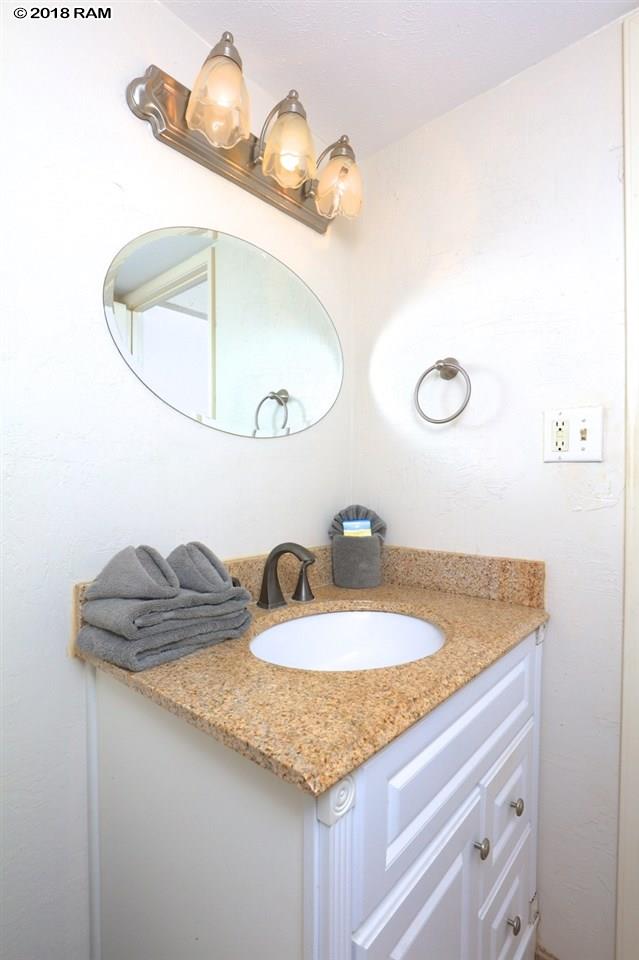 Nohonani condo # 405, Lahaina, Hawaii - photo 9 of 24