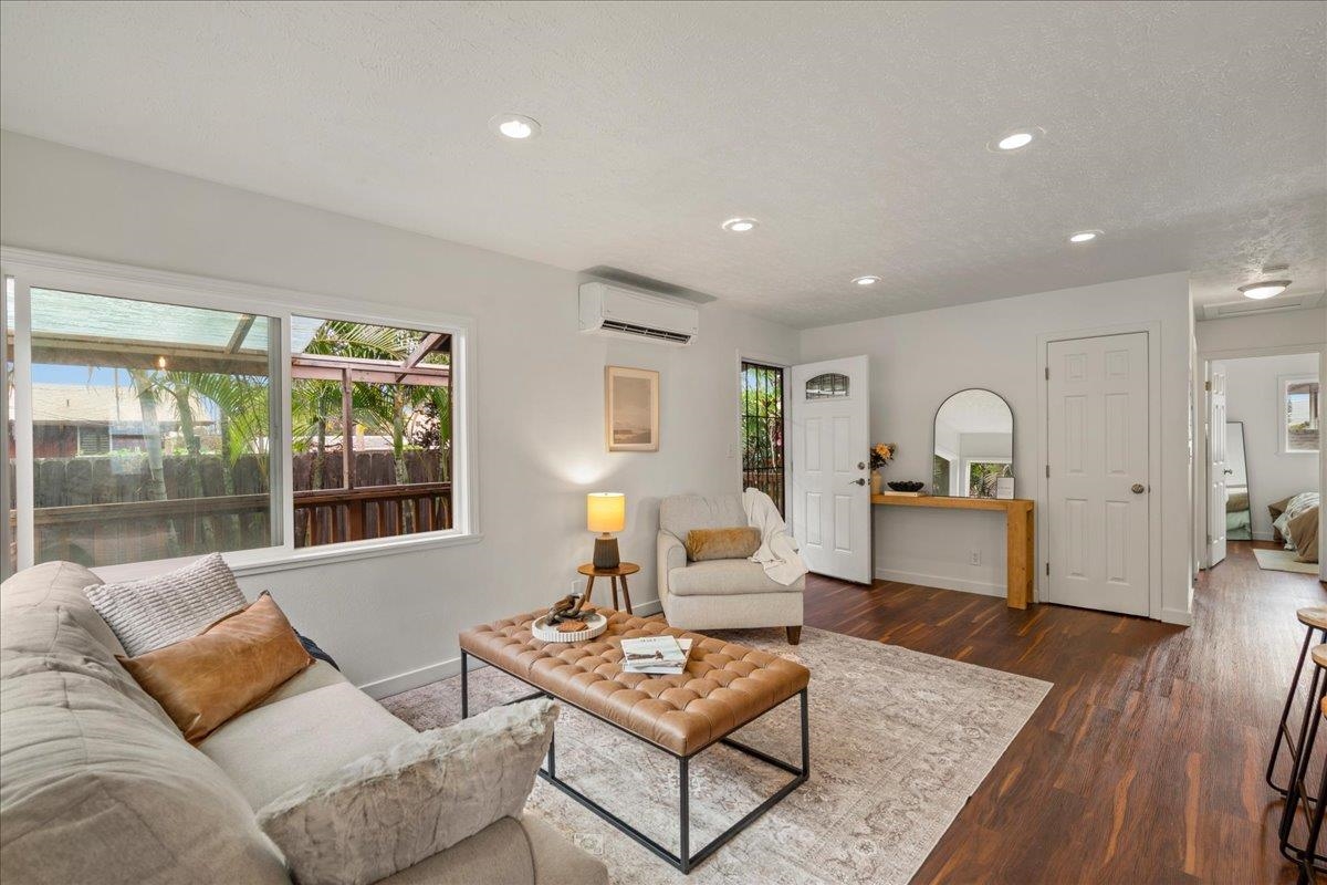 374  A Kalua Rd , Wailuku home - photo 2 of 42