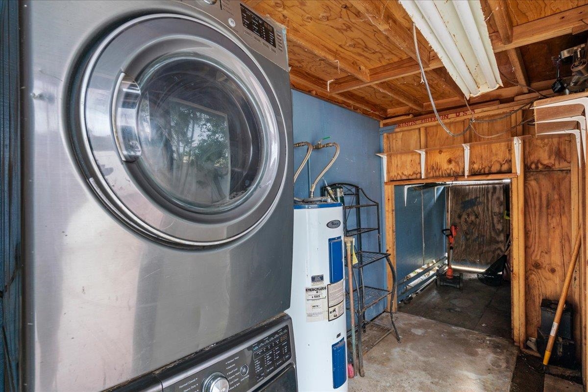 374  A Kalua Rd , Wailuku home - photo 33 of 42