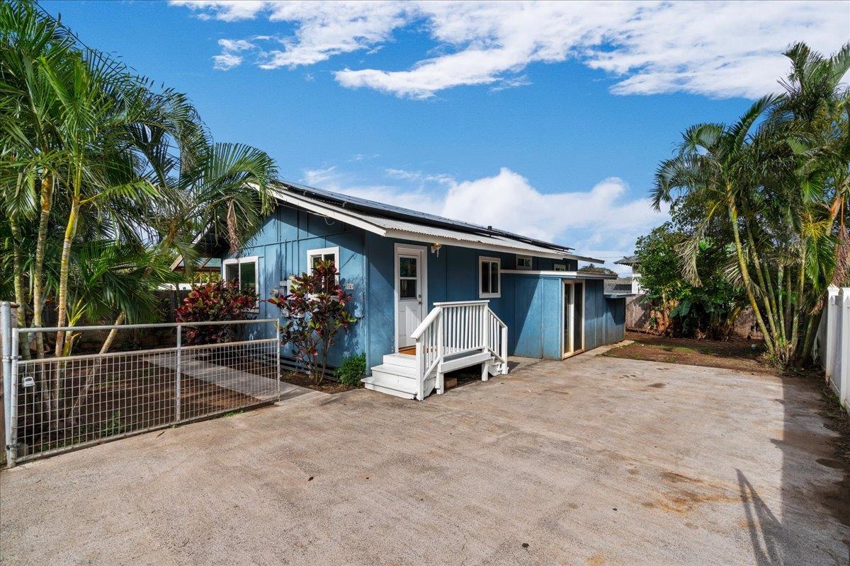 374  A Kalua Rd , Wailuku home - photo 35 of 42