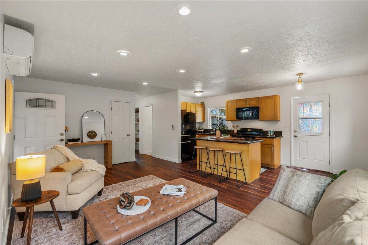 374  A Kalua Rd , Wailuku home - photo 10 of 42