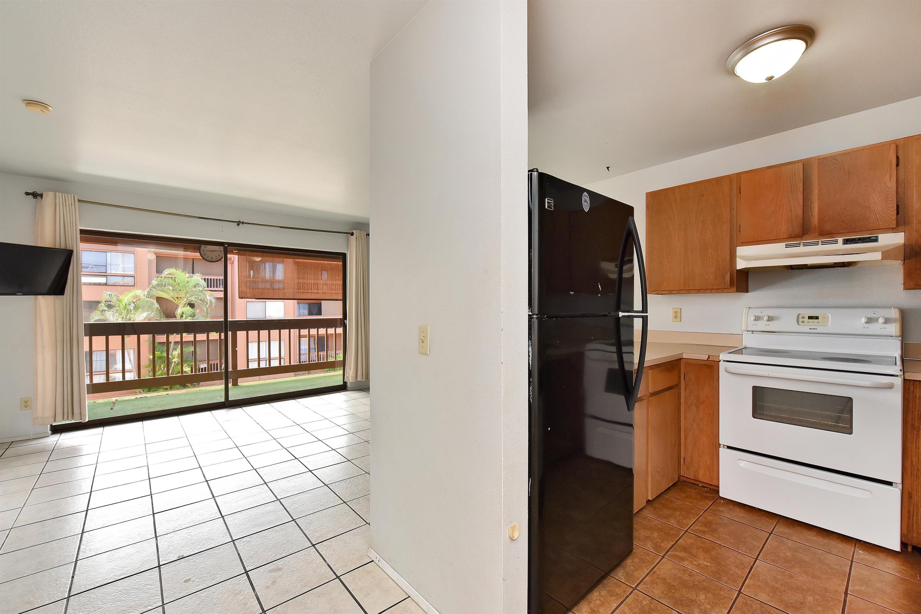 Maui Lani Terraces condo # A305, Lahaina, Hawaii - photo 2 of 37