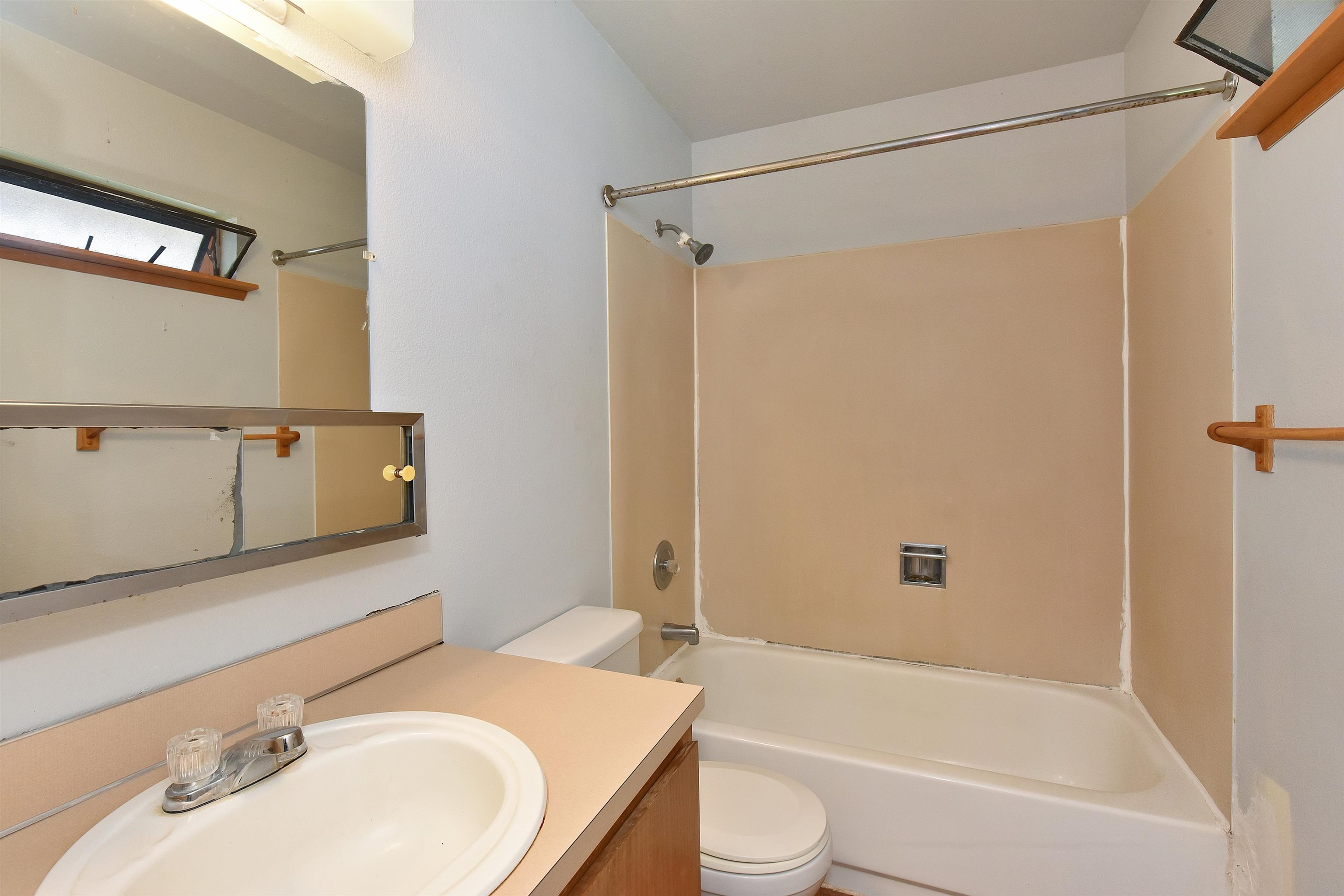 Maui Lani Terraces condo # A305, Lahaina, Hawaii - photo 24 of 37