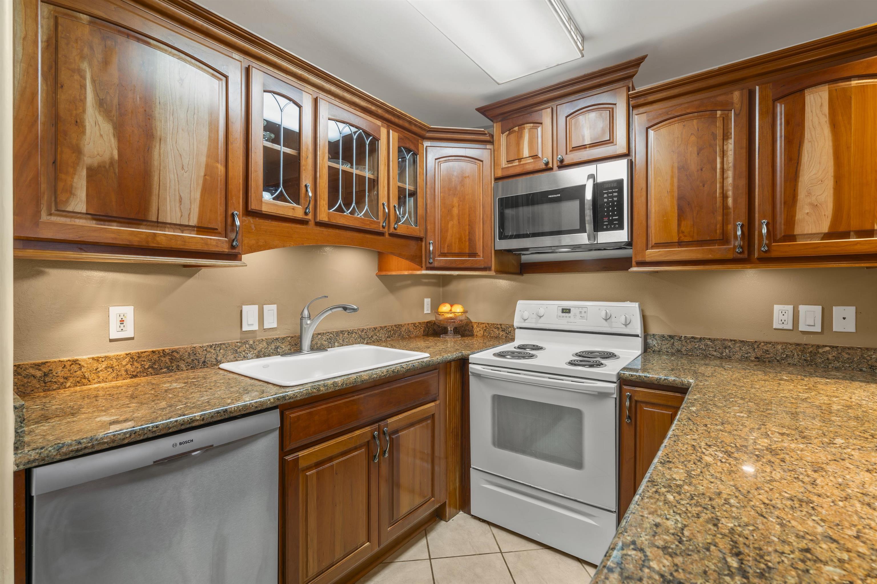 Maui Lani Terraces condo # A306, Lahaina, Hawaii - photo 16 of 29