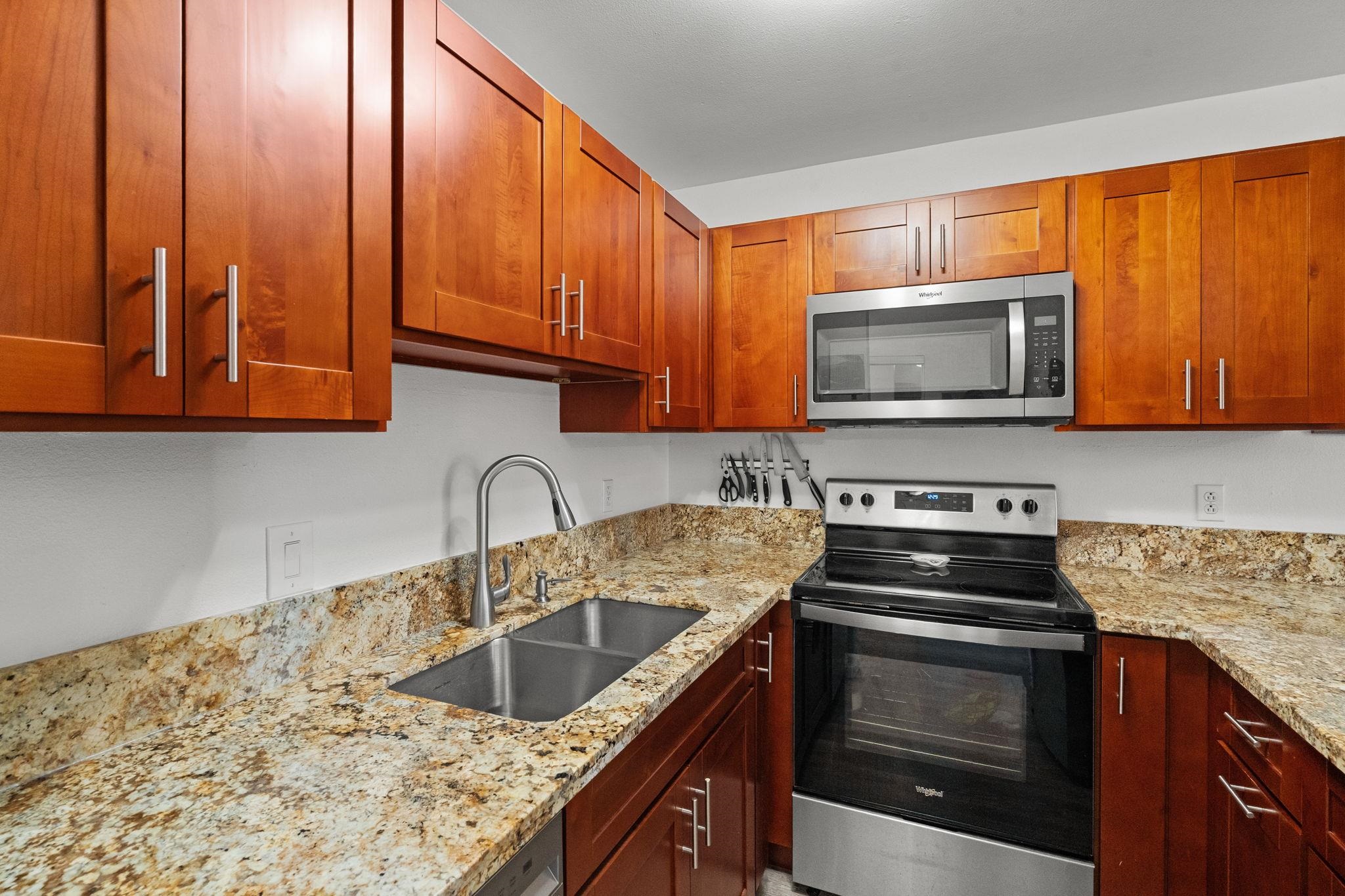 Maui Lani Terraces condo # C101, Lahaina, Hawaii - photo 11 of 29