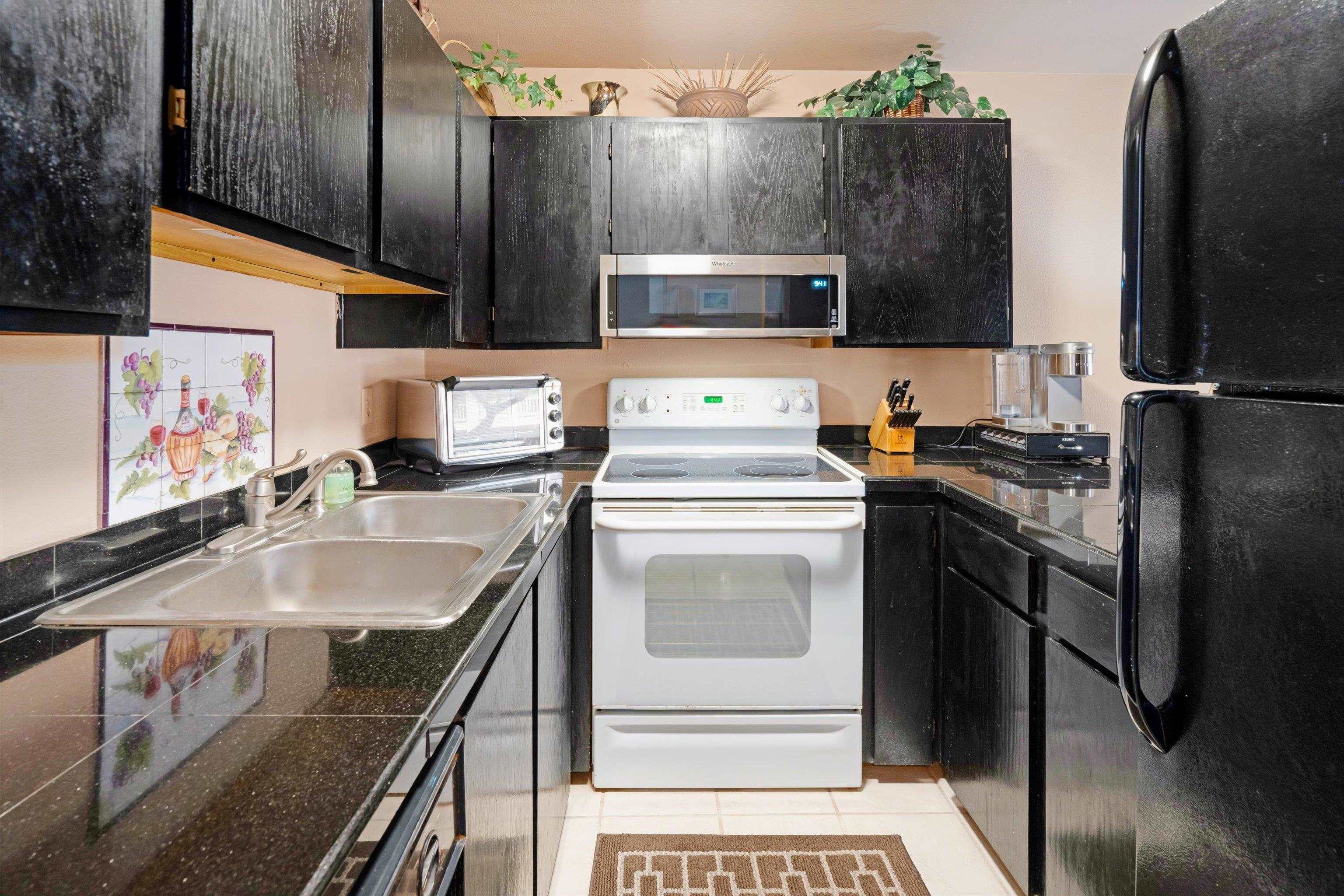 Maui Lani Terraces condo # C102, Lahaina, Hawaii - photo 15 of 50