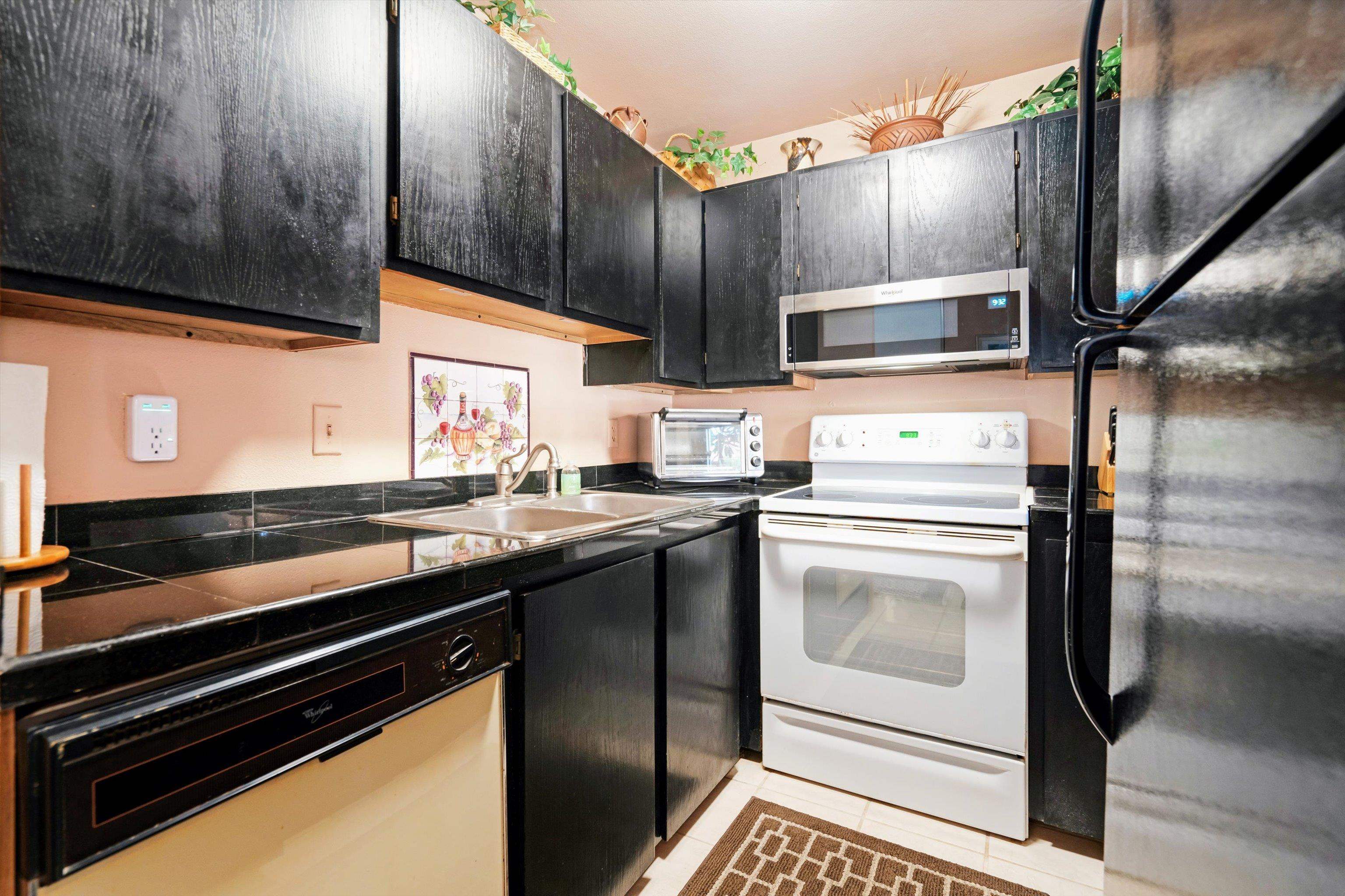 Maui Lani Terraces condo # C102, Lahaina, Hawaii - photo 9 of 50