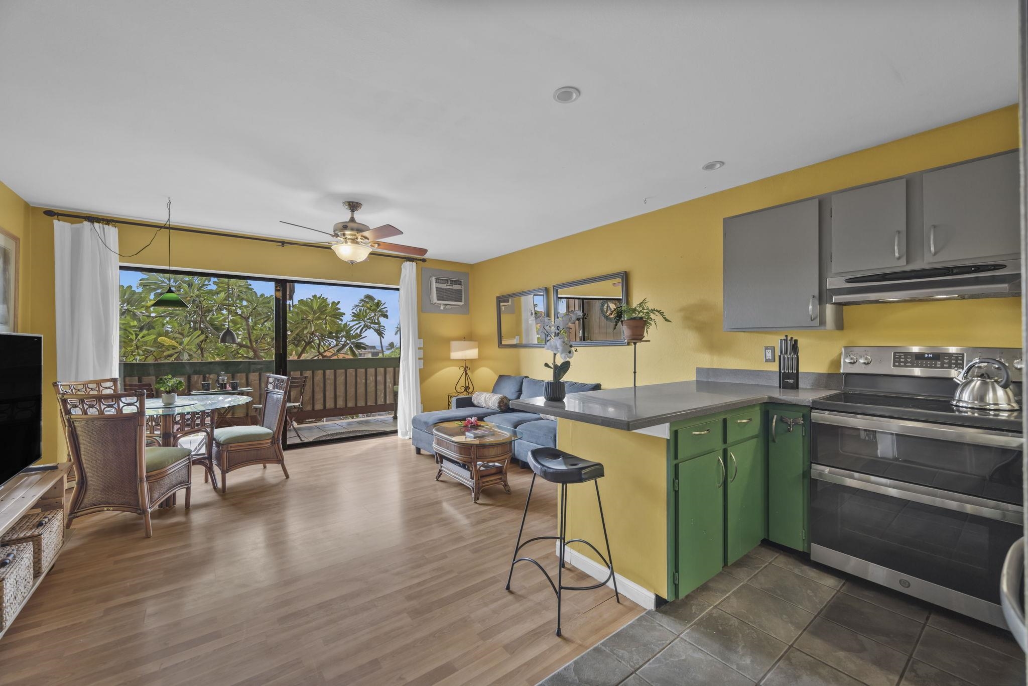 Maui Lani Terraces condo # C-205, Lahaina, Hawaii - photo 4 of 29