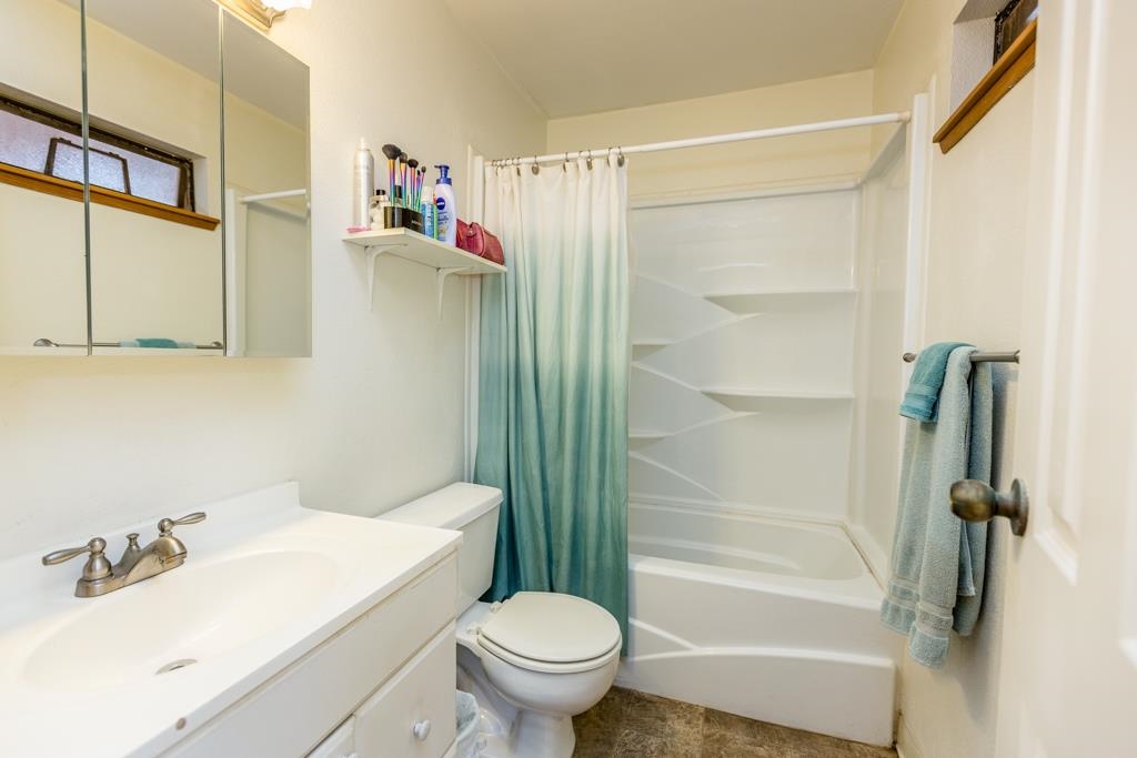 Maui Lani Terraces condo # D208, Lahaina, Hawaii - photo 12 of 29