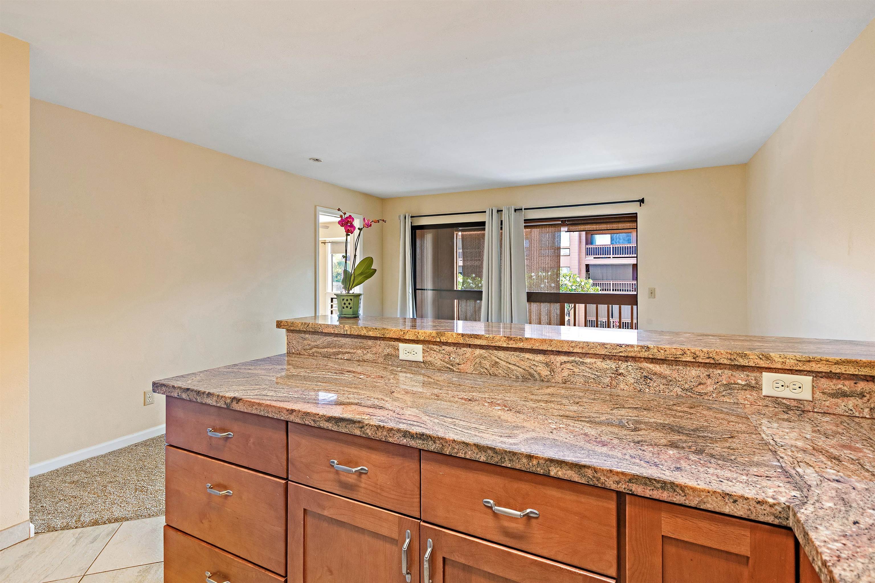 Maui Lani Terraces condo # D305, Lahaina, Hawaii - photo 6 of 32