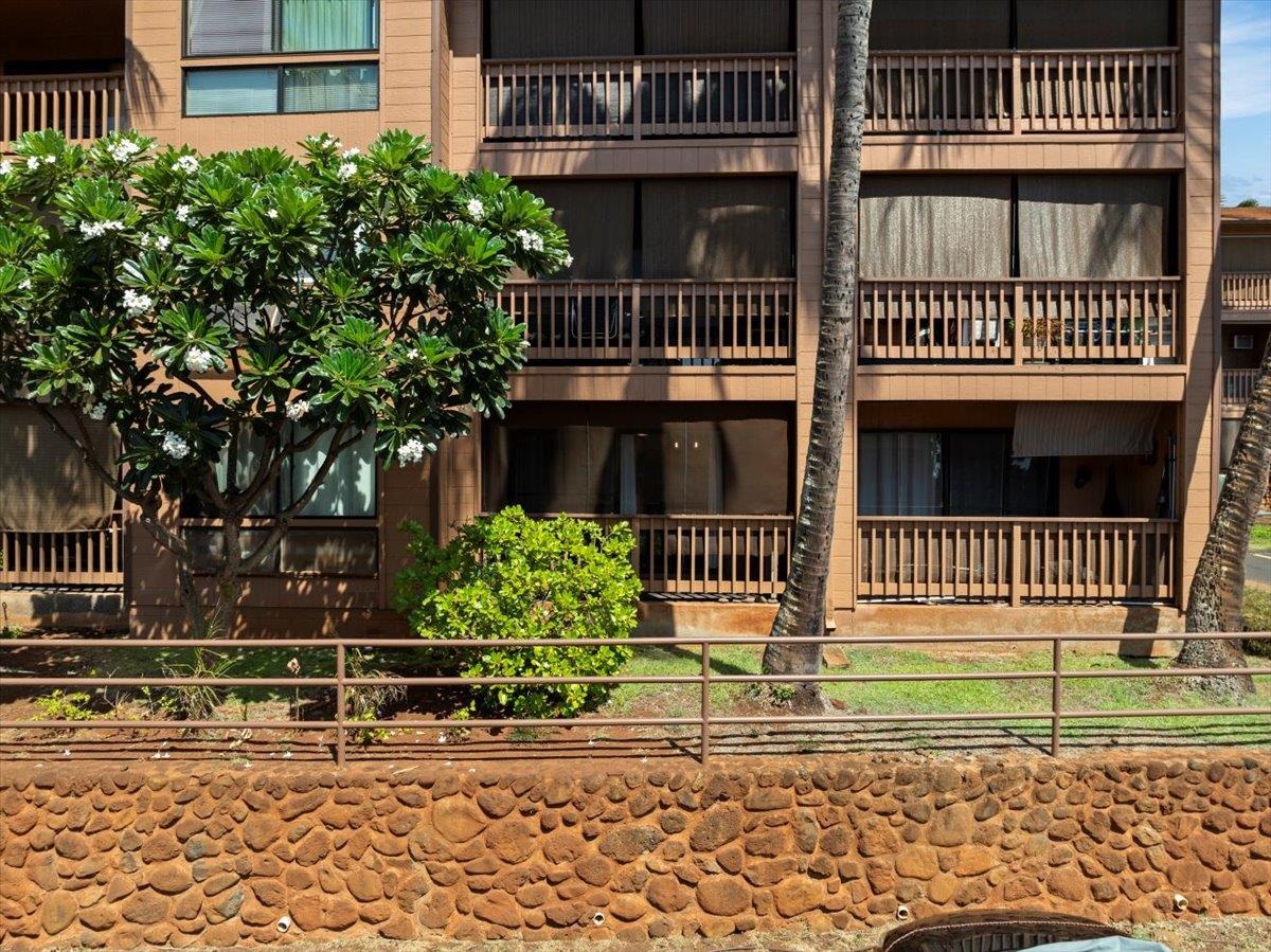 Maui Lani Terraces condo # E102, Lahaina, Hawaii - photo 16 of 41