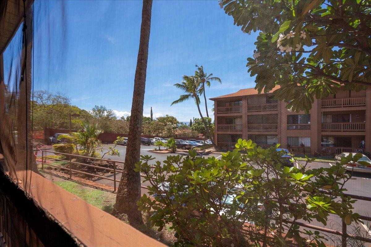 Maui Lani Terraces condo # E102, Lahaina, Hawaii - photo 32 of 41