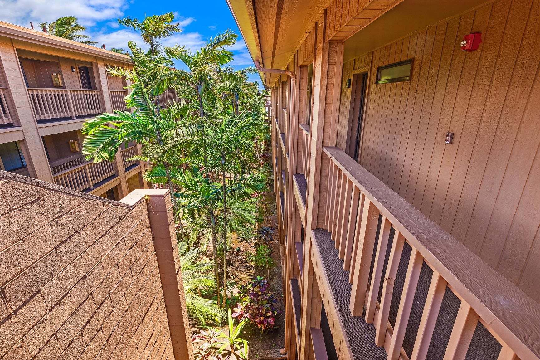 Maui Lani Terraces condo # E308, Lahaina, Hawaii - photo 35 of 38