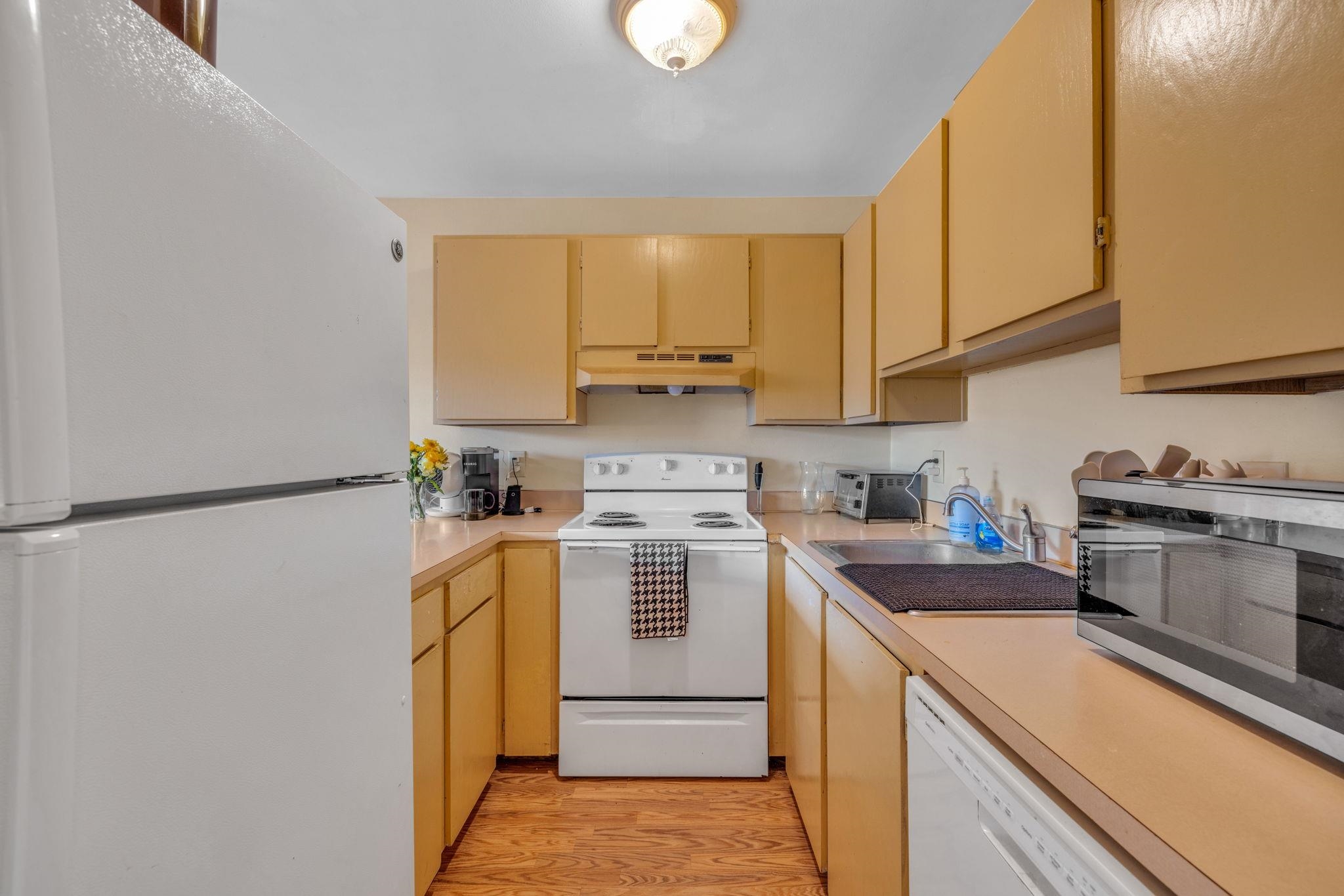 Maui Lani Terraces condo # F-201, Lahaina, Hawaii - photo 15 of 34