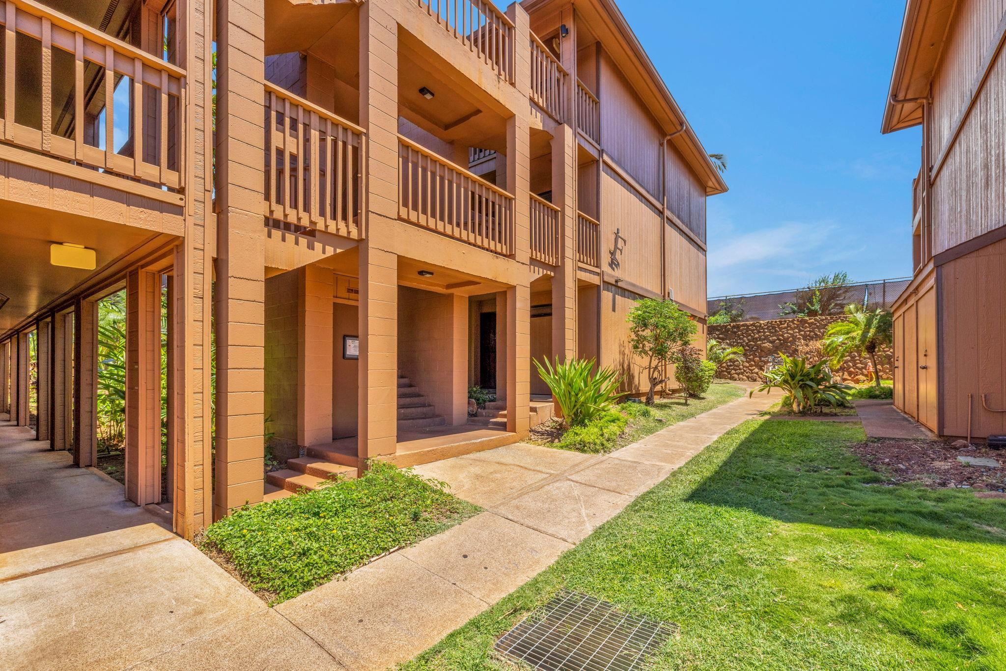 Maui Lani Terraces condo # F-201, Lahaina, Hawaii - photo 6 of 34