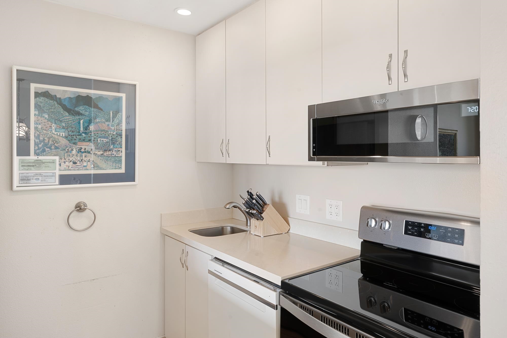 Kulakane condo # 103, Lahaina, Hawaii - photo 13 of 35