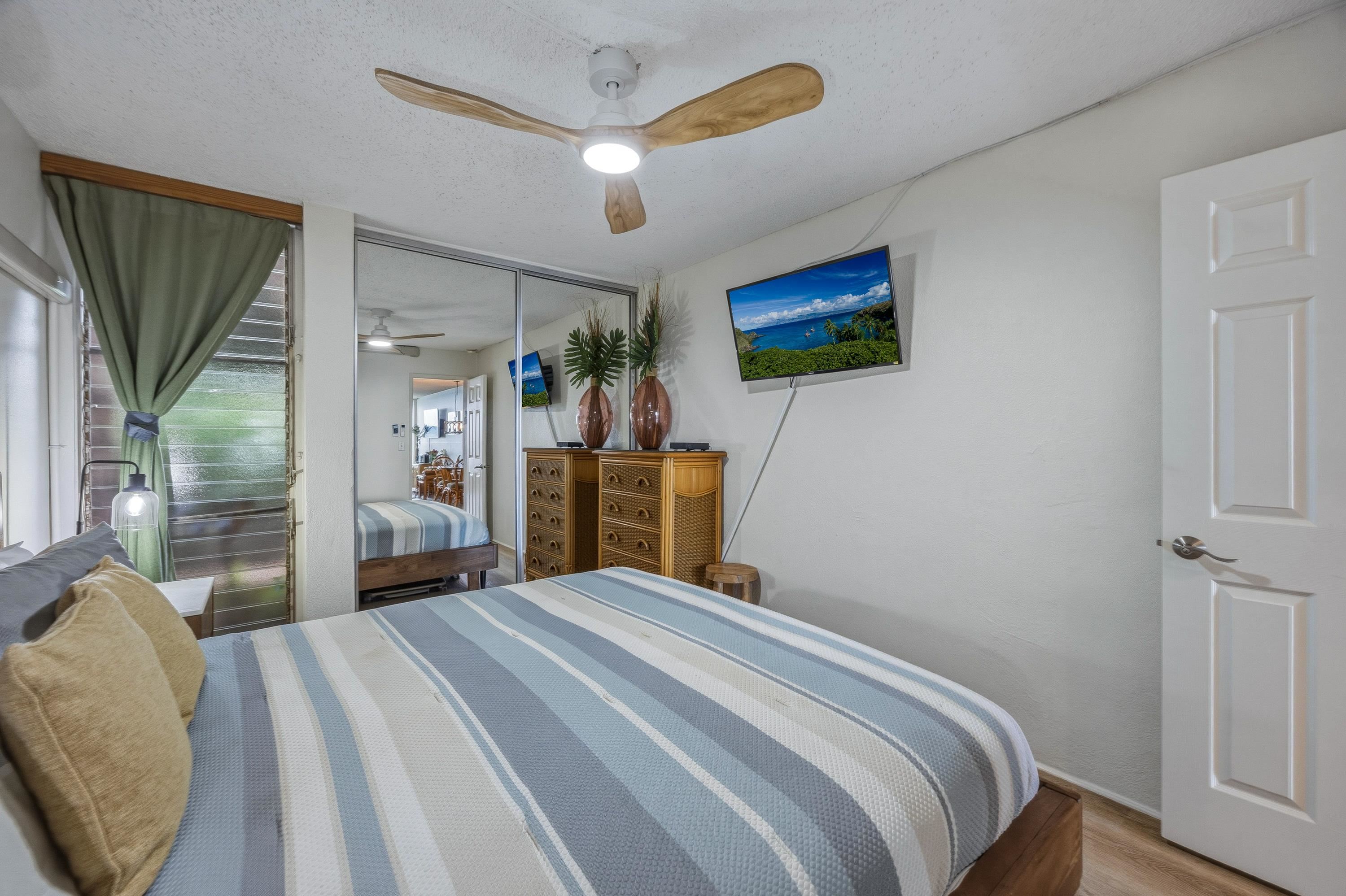 Kulakane condo # 113, Lahaina, Hawaii - photo 20 of 26
