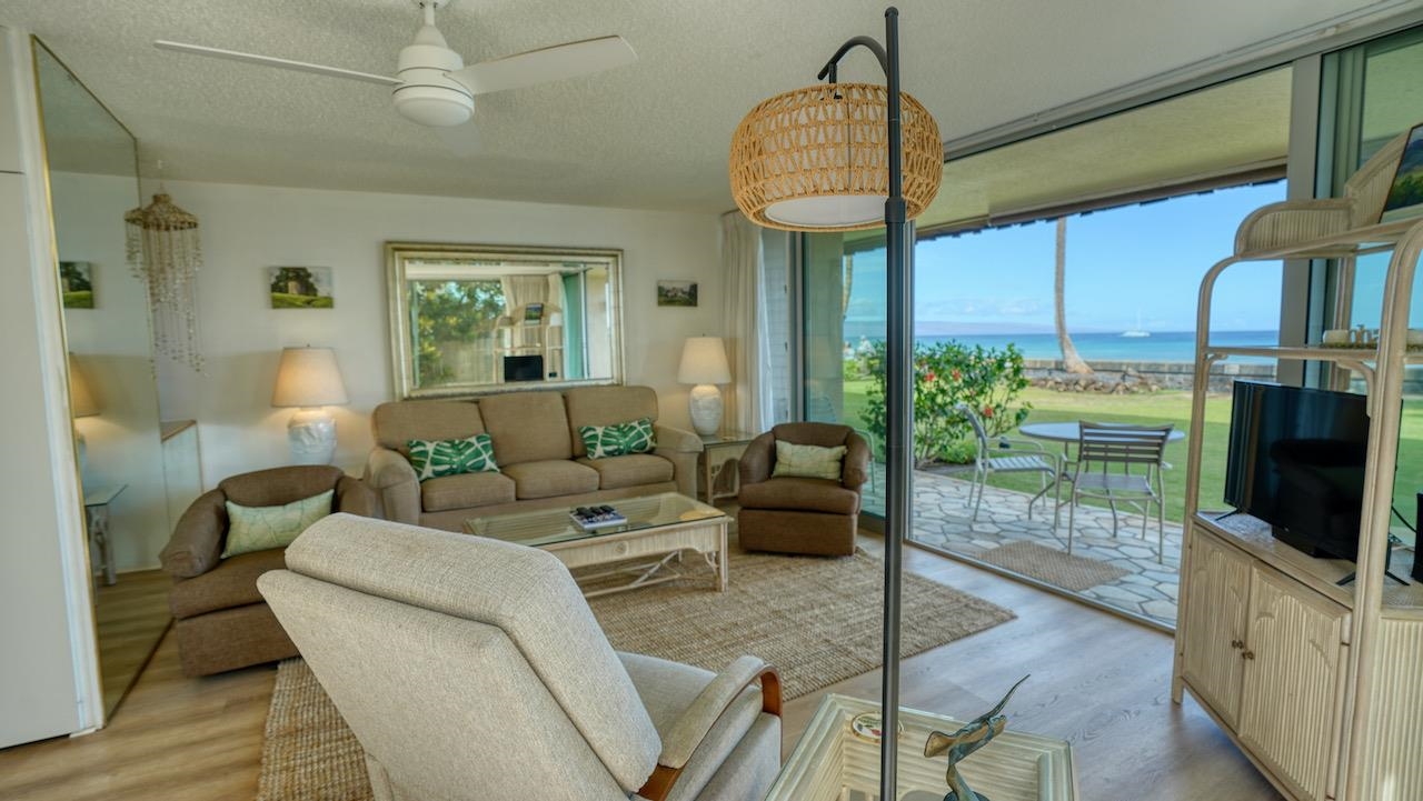 Kulakane condo # 114, Lahaina, Hawaii - photo 16 of 36