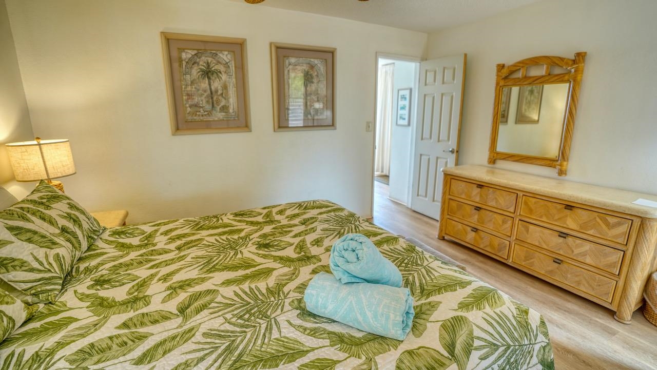 Kulakane condo # 114, Lahaina, Hawaii - photo 26 of 36